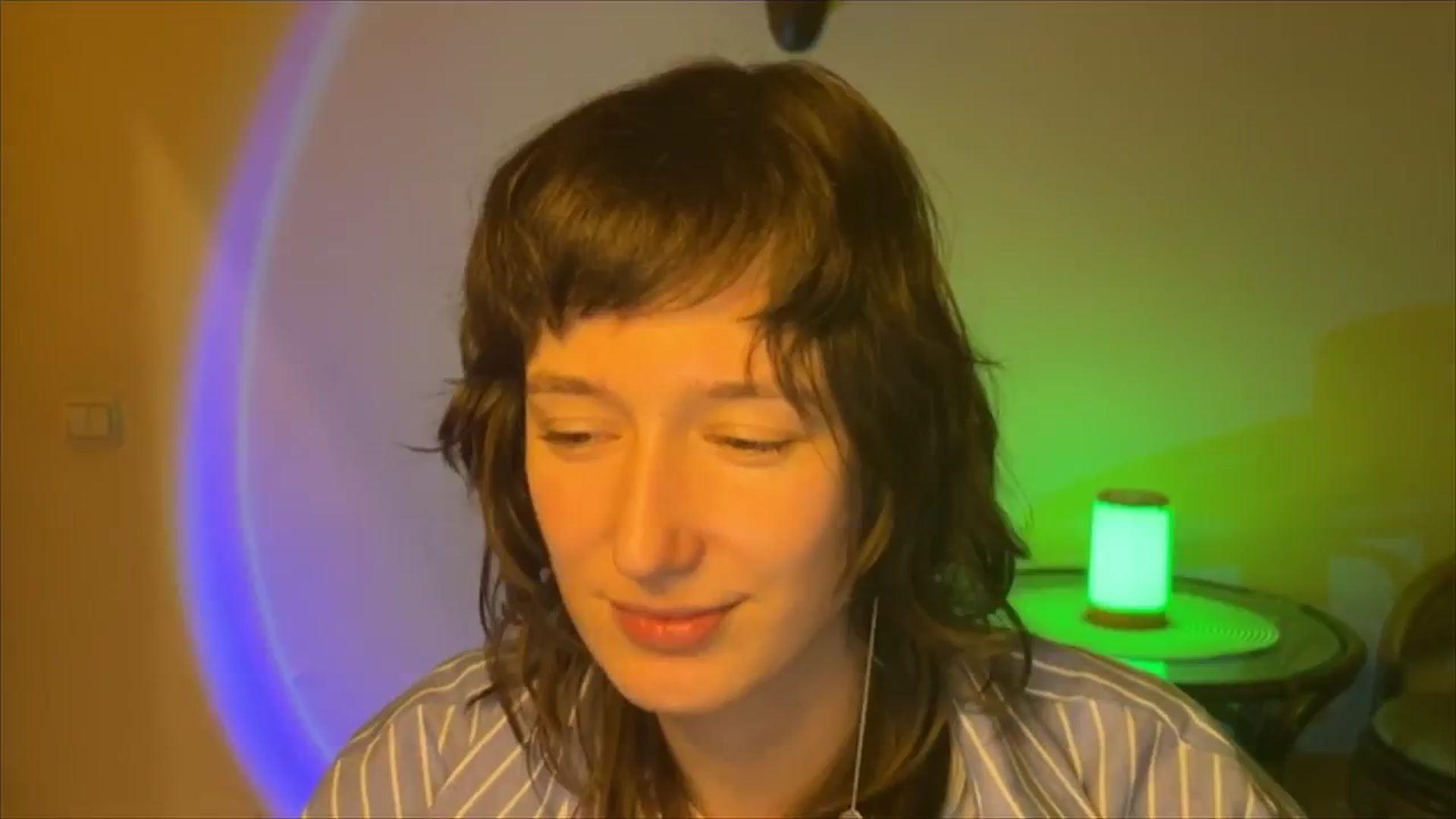 Gallery image thumbnail from LoooneyTunes's myfreecams stream on, 03/19/2025, 19:11 image 7 of 20