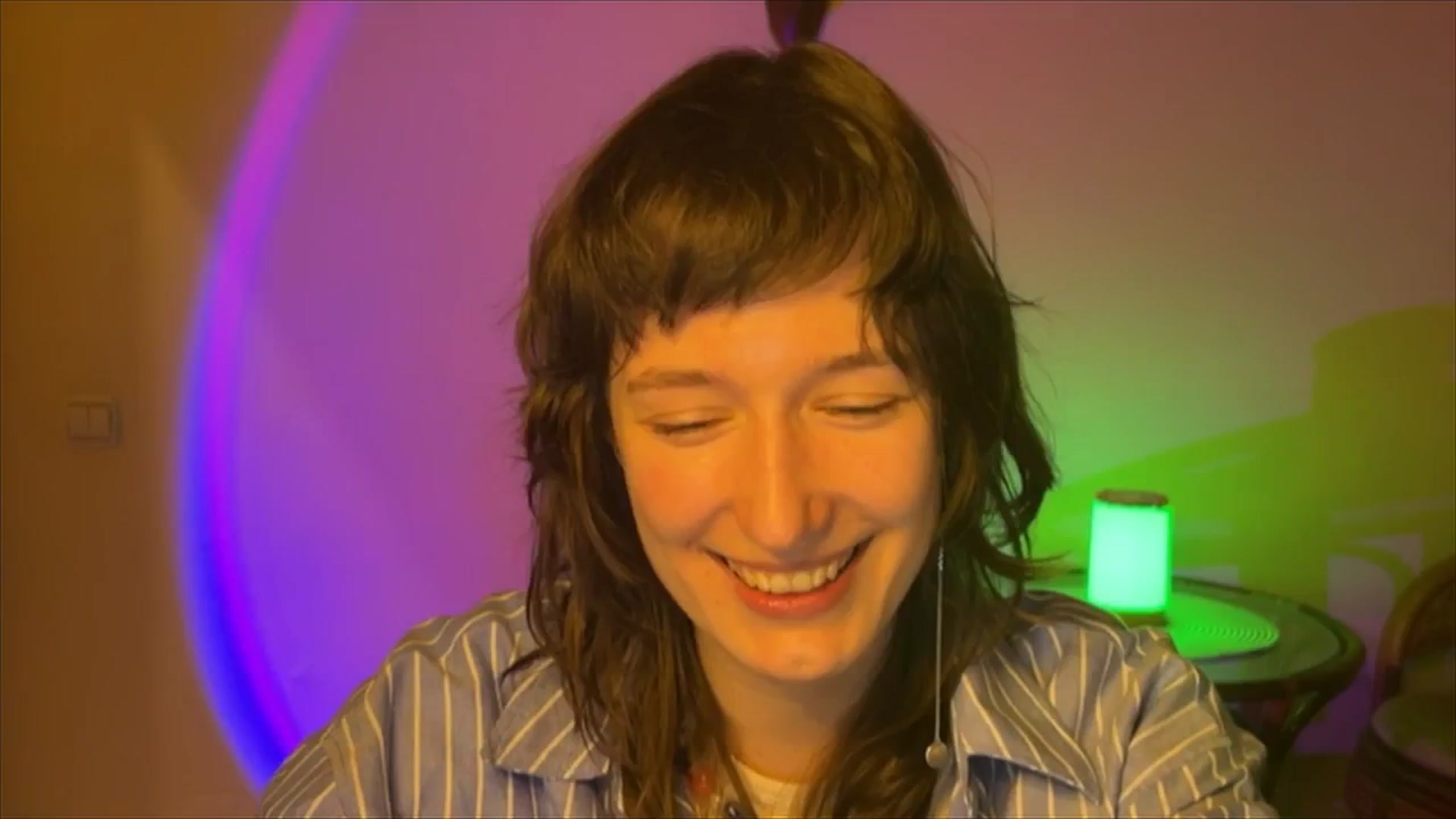 Gallery image thumbnail from LoooneyTunes's myfreecams stream on, 03/19/2025, 19:11 image 3 of 20