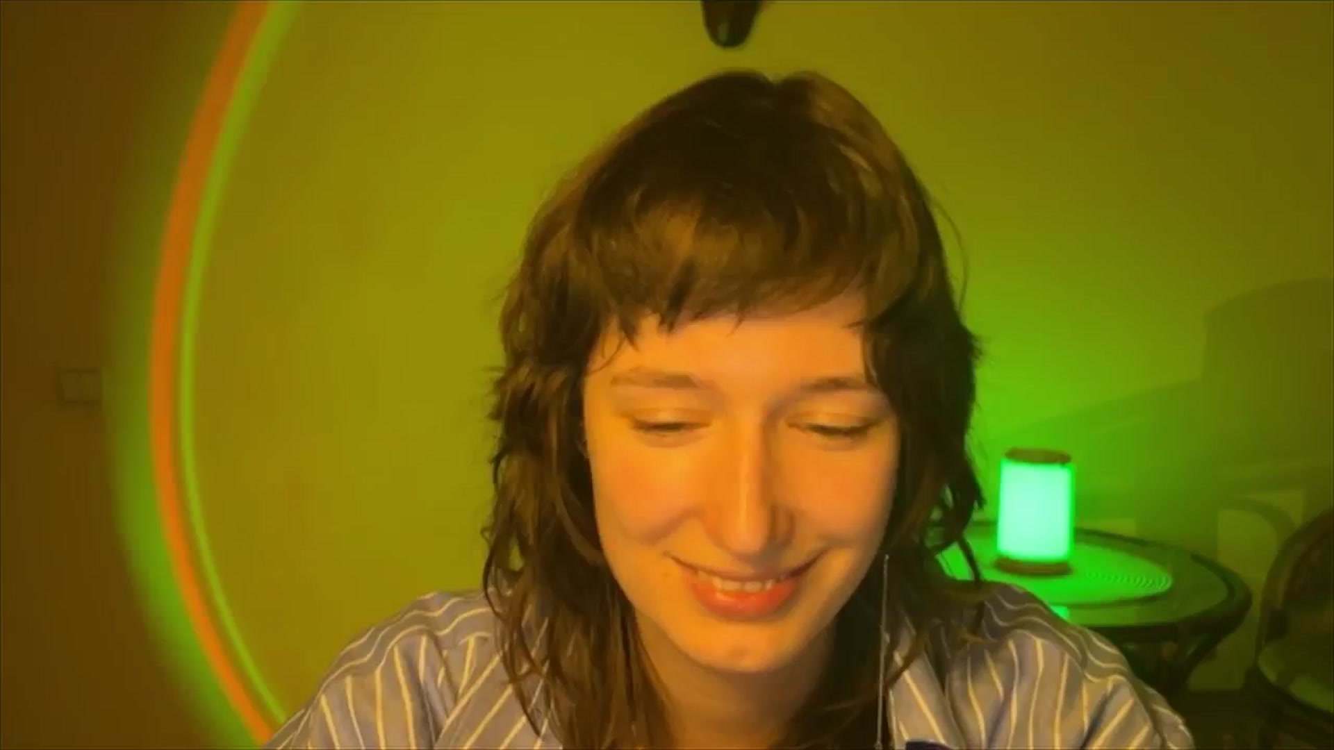 Gallery image thumbnail from LoooneyTunes's myfreecams stream on, 03/19/2025, 19:11 image 11 of 20