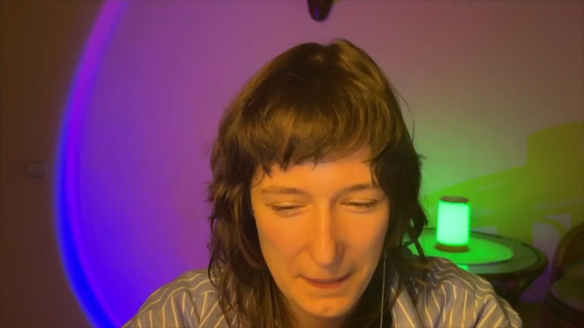 Gallery image thumbnail from LoooneyTunes's myfreecams stream on, 03/19/2025, 19:11 image 12 of 20