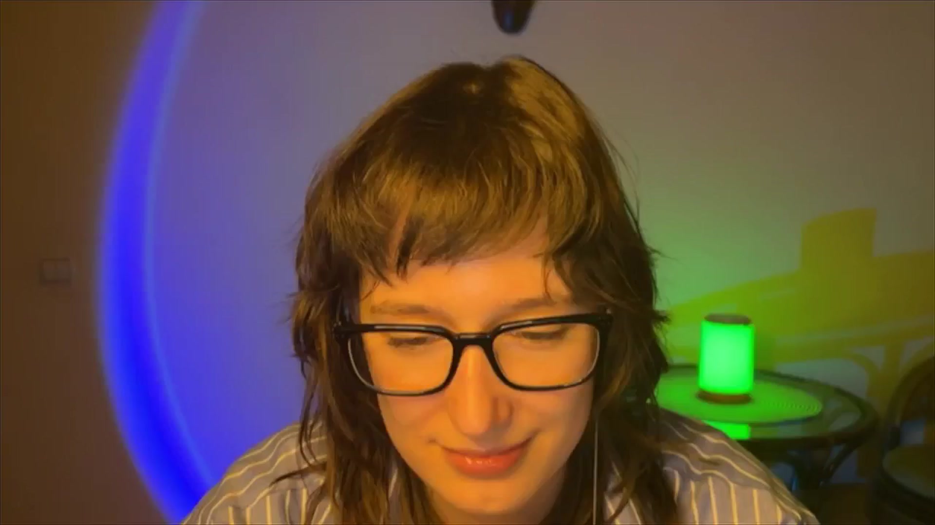 Gallery image thumbnail from LoooneyTunes's myfreecams stream on, 03/19/2025, 19:35 image 6 of 20