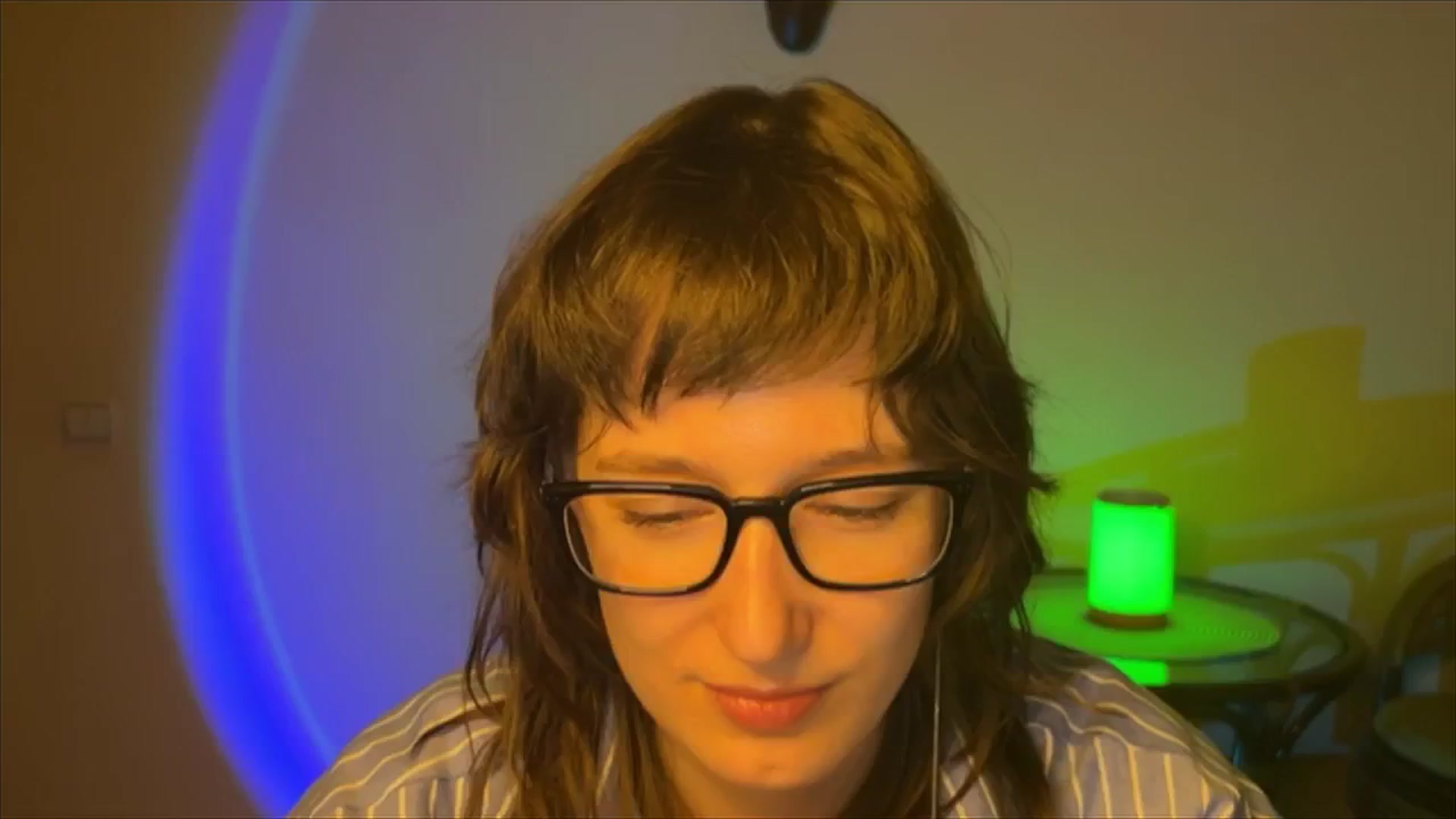 Gallery image thumbnail from LoooneyTunes's myfreecams stream on, 03/19/2025, 19:35 image 8 of 20