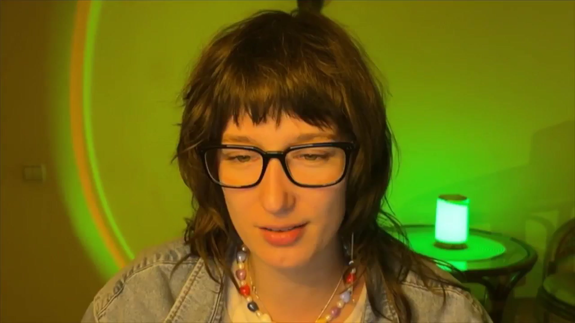 Gallery image thumbnail from LoooneyTunes's myfreecams stream on, 03/22/2025, 21:53 image 18 of 20