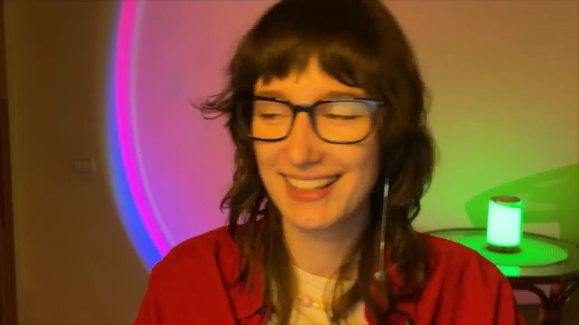 Gallery image thumbnail from LoooneyTunes's myfreecams stream on, 03/23/2025, 20:15 image 15 of 20