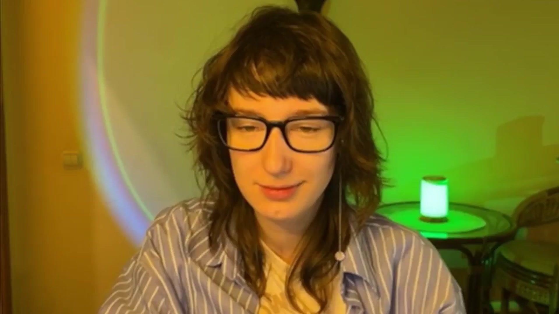Gallery image thumbnail from LoooneyTunes's myfreecams stream on, 03/26/2025, 10:35 image 6 of 20