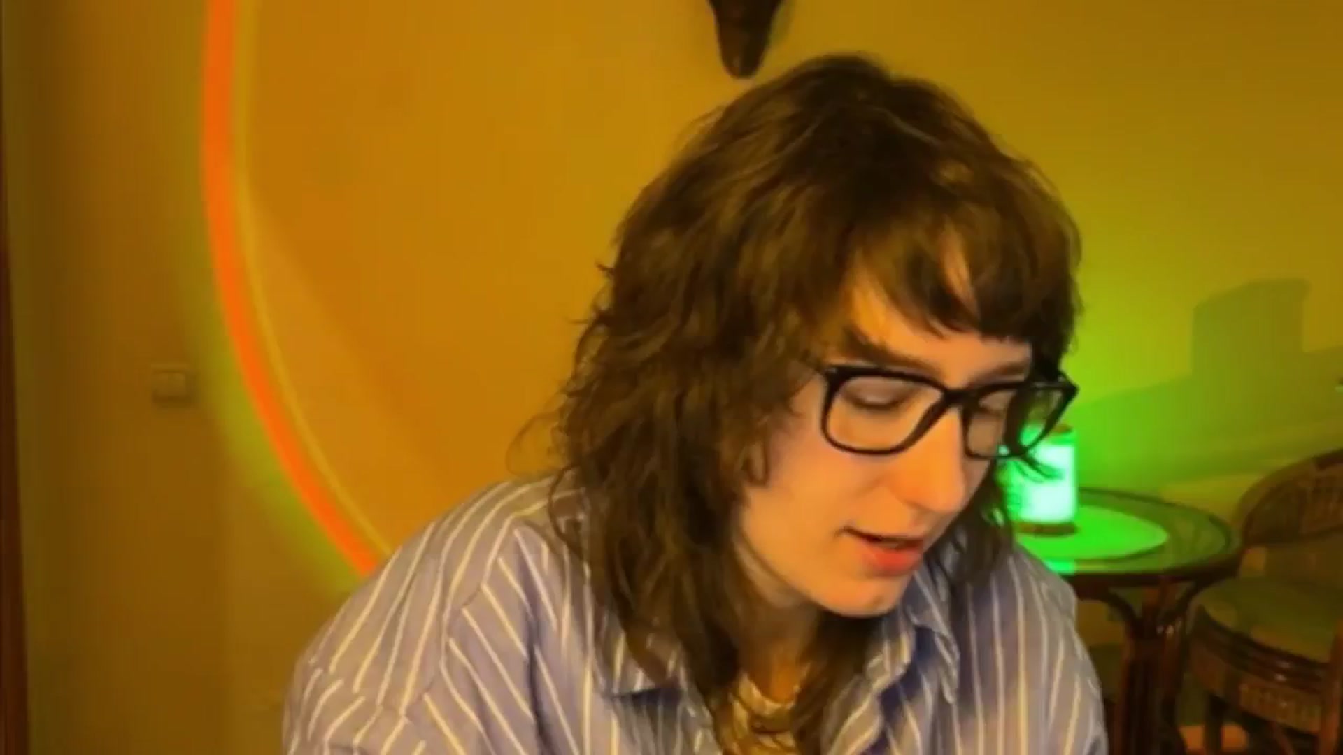 Gallery image thumbnail from LoooneyTunes's myfreecams stream on, 03/26/2025, 10:35 image 11 of 20
