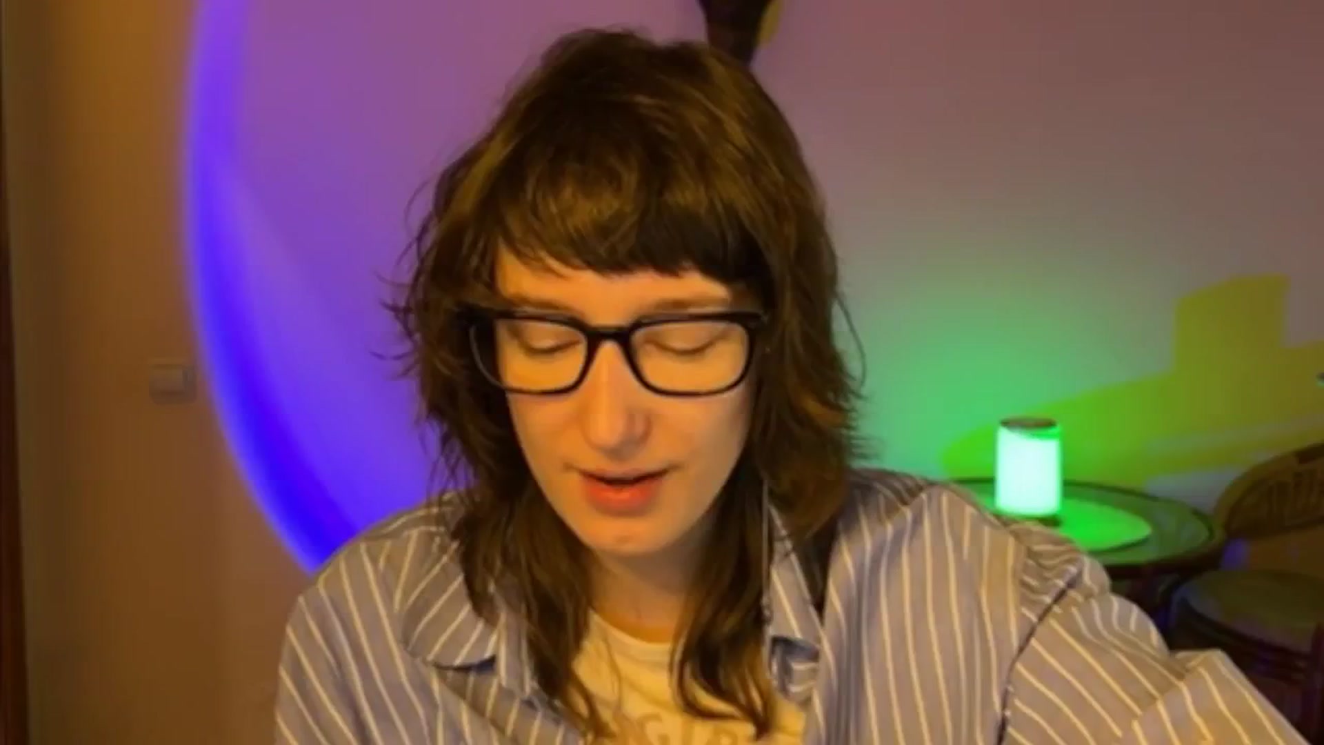 Gallery image thumbnail from LoooneyTunes's myfreecams stream on, 03/26/2025, 10:35 image 9 of 20