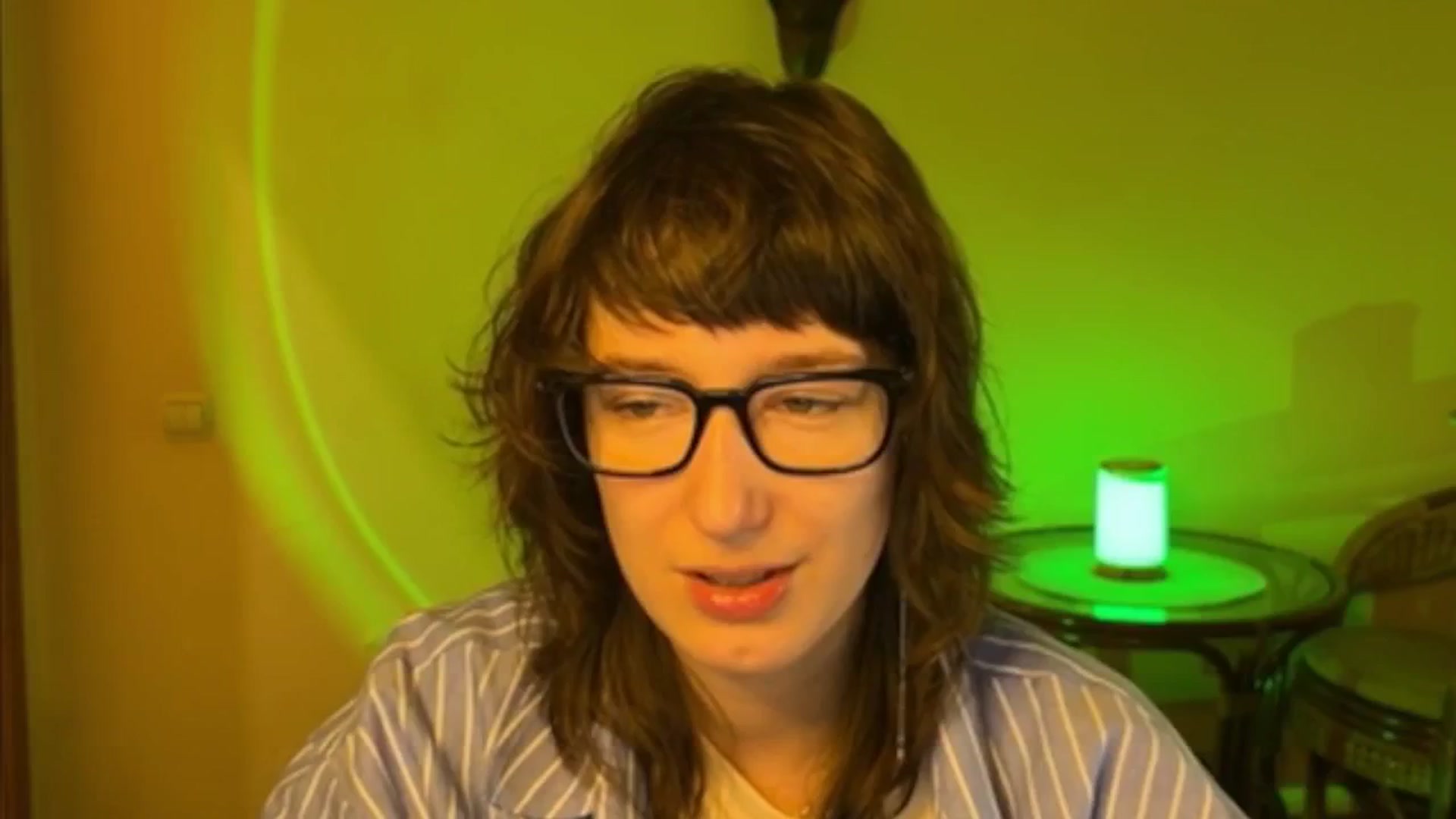 Gallery image thumbnail from LoooneyTunes's myfreecams stream on, 03/26/2025, 10:35 image 19 of 20
