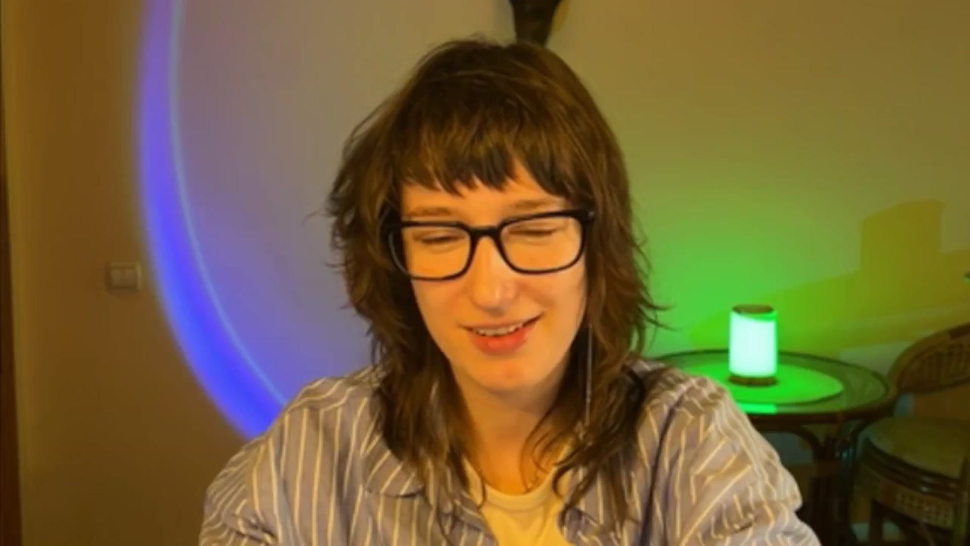 Gallery image thumbnail from LoooneyTunes's myfreecams stream on, 03/26/2025, 12:21 image 17 of 20