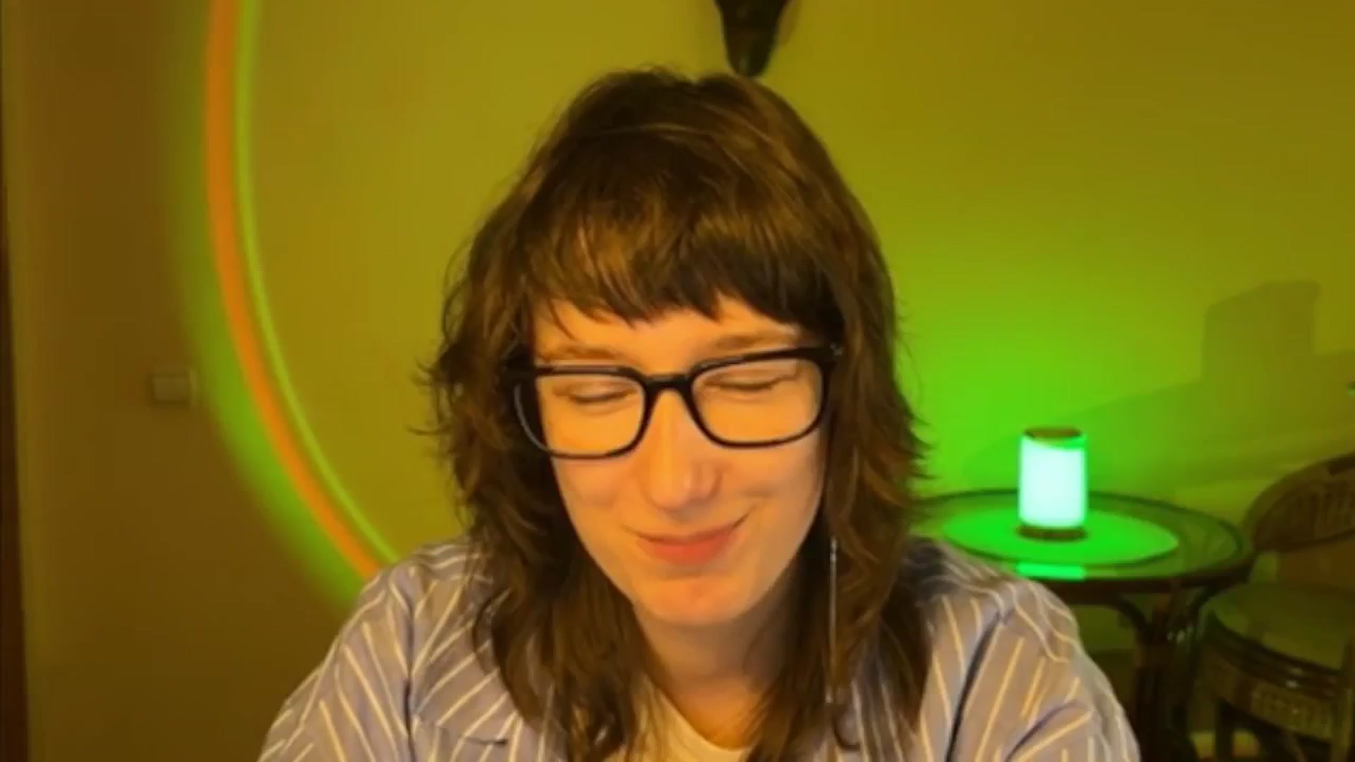 Gallery image thumbnail from LoooneyTunes's myfreecams stream on, 03/26/2025, 12:21 image 6 of 20