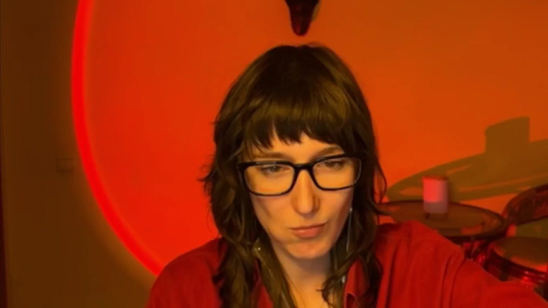 Gallery image thumbnail from LoooneyTunes's myfreecams stream on, 03/27/2025, 19:40 image 9 of 20
