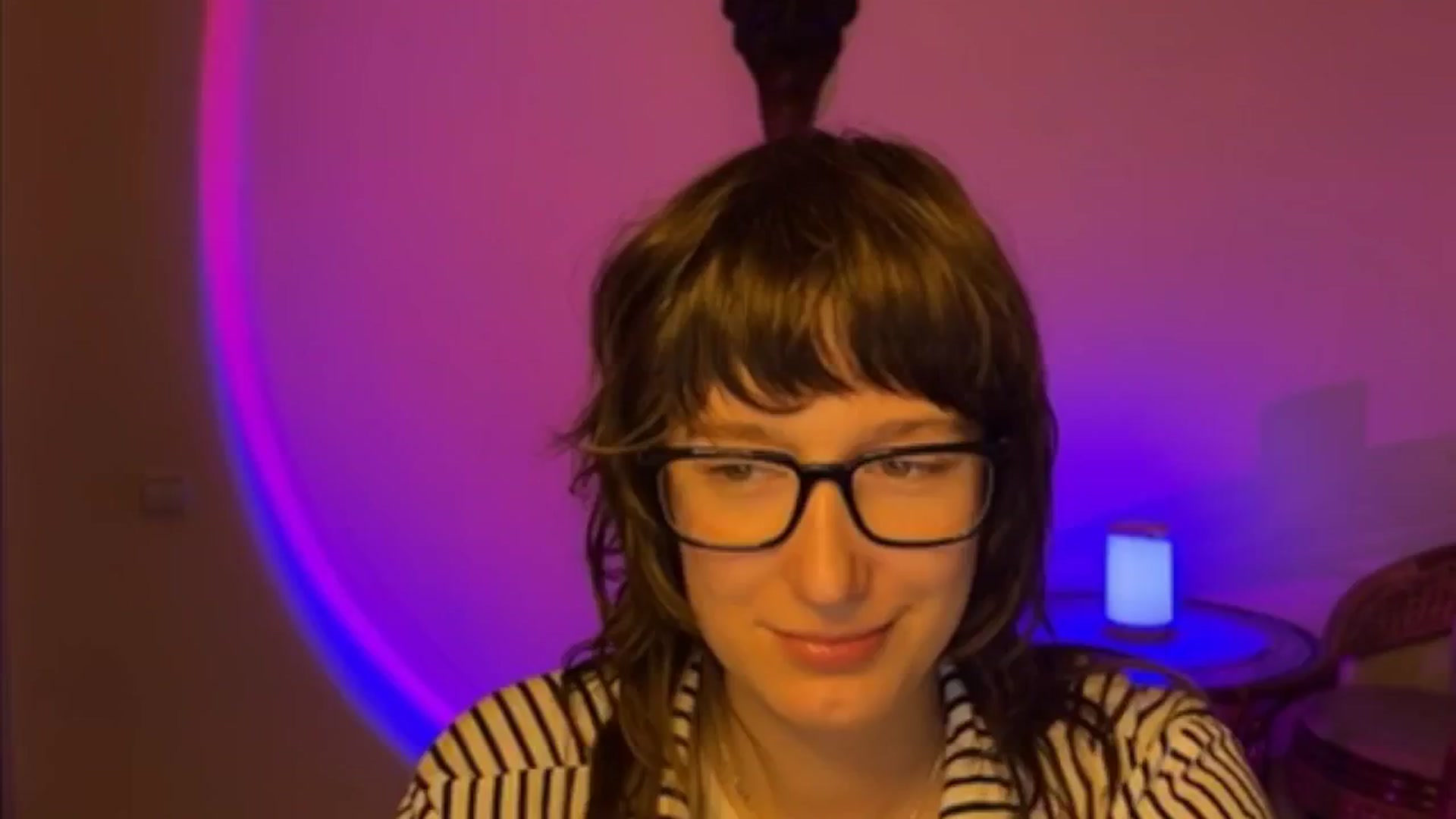 Gallery image thumbnail from LoooneyTunes's myfreecams stream on, 03/29/2025, 21:36 image 17 of 20