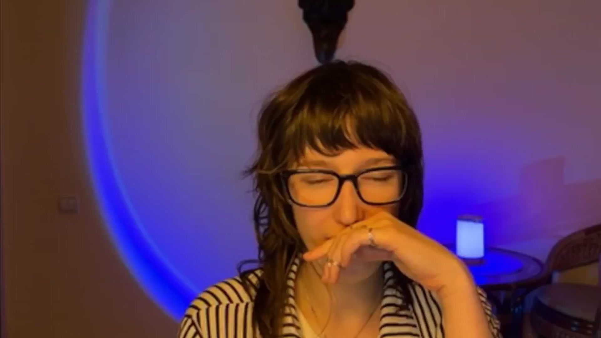Gallery image thumbnail from LoooneyTunes's myfreecams stream on, 03/29/2025, 21:36 image 15 of 20