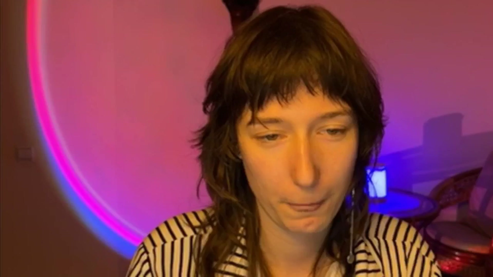 Gallery image thumbnail from LoooneyTunes's myfreecams stream on, 04/02/2025, 15:33 image 6 of 20