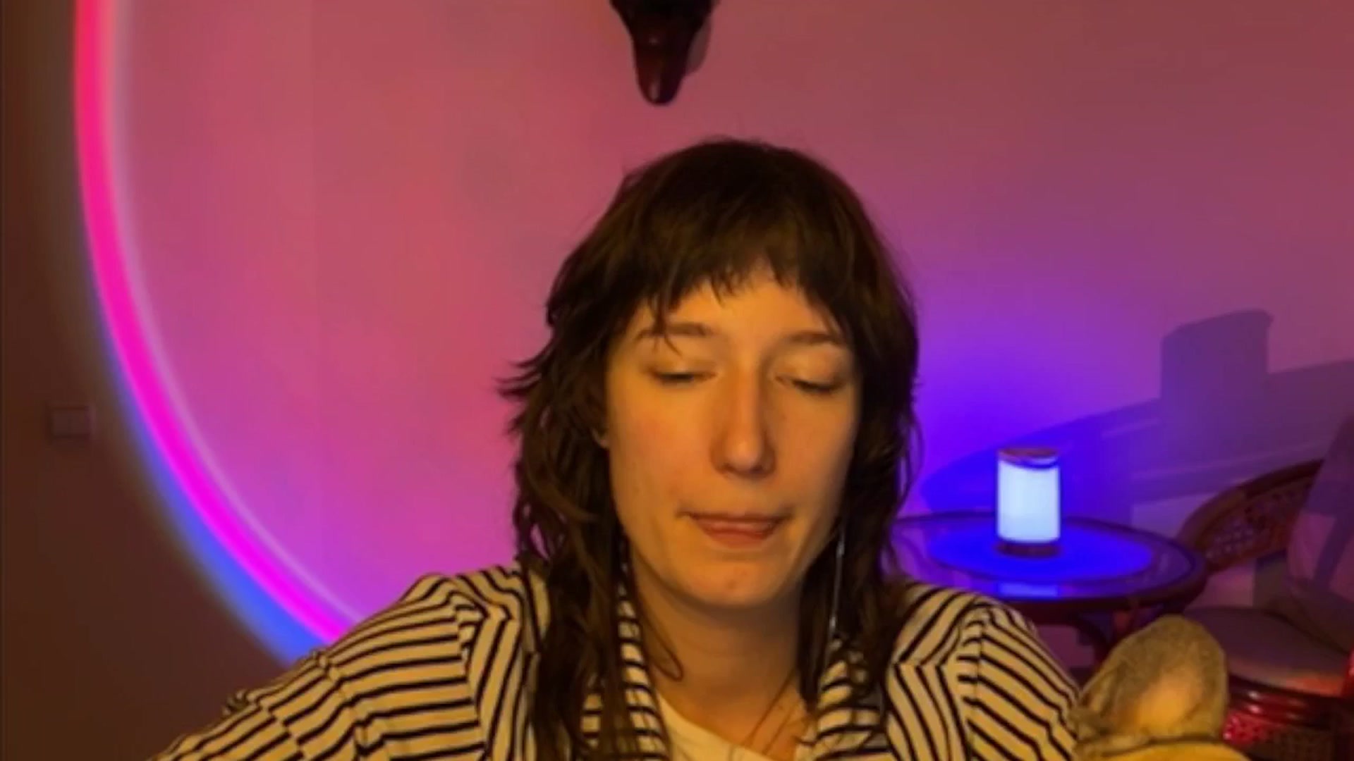 Gallery image thumbnail from LoooneyTunes's myfreecams stream on, 04/02/2025, 15:33 image 17 of 20