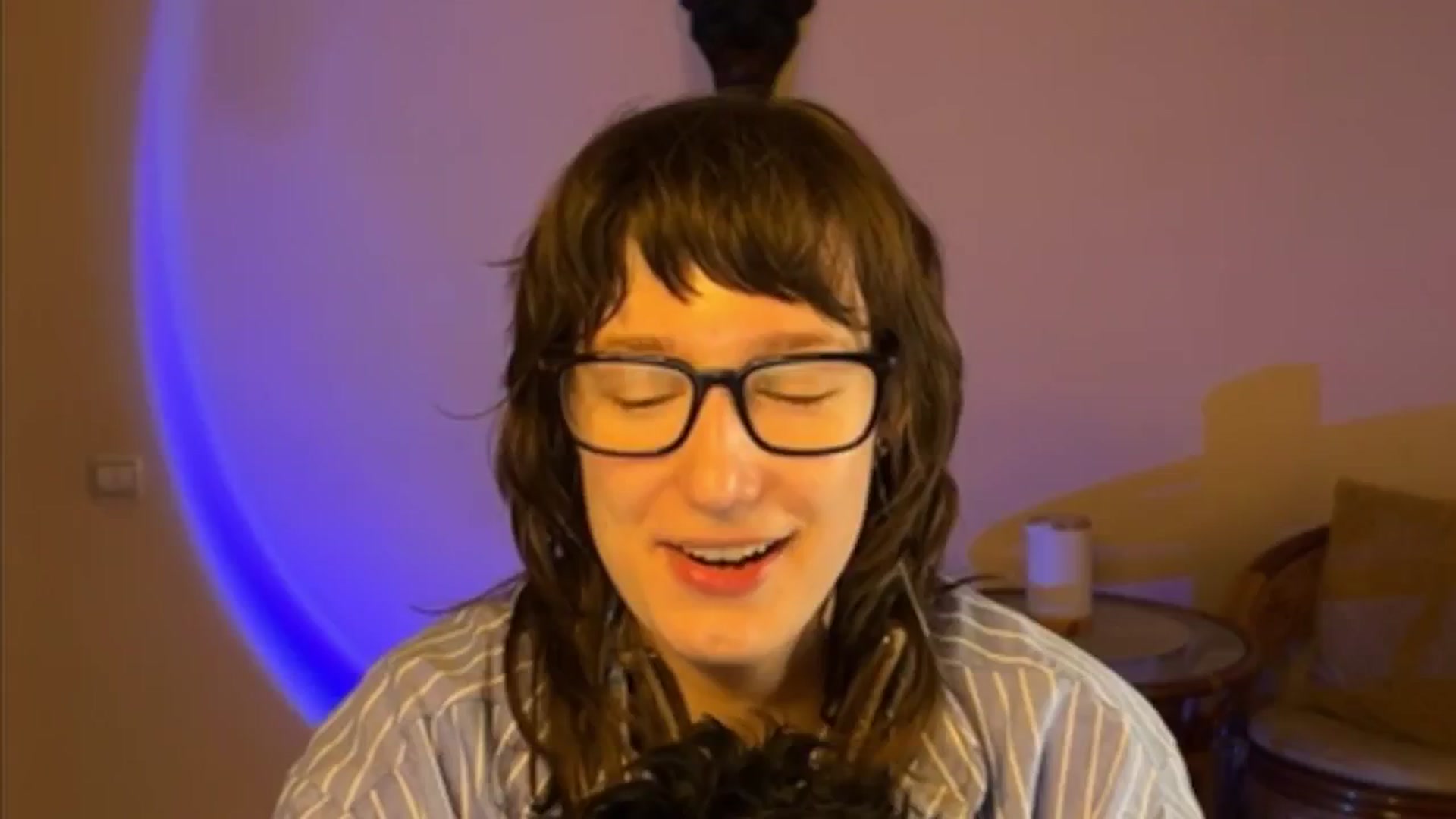 Gallery image thumbnail from LoooneyTunes's myfreecams stream on, 04/05/2025, 10:24 image 20 of 20