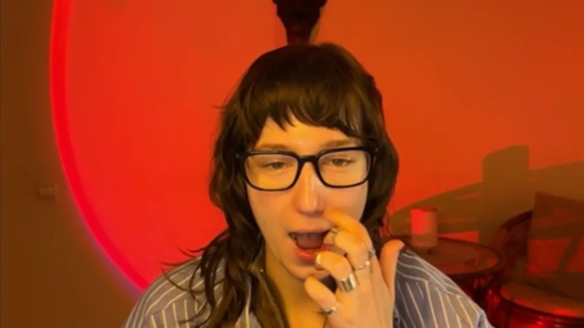 Gallery image thumbnail from LoooneyTunes's myfreecams stream on, 04/05/2025, 10:24 image 6 of 20