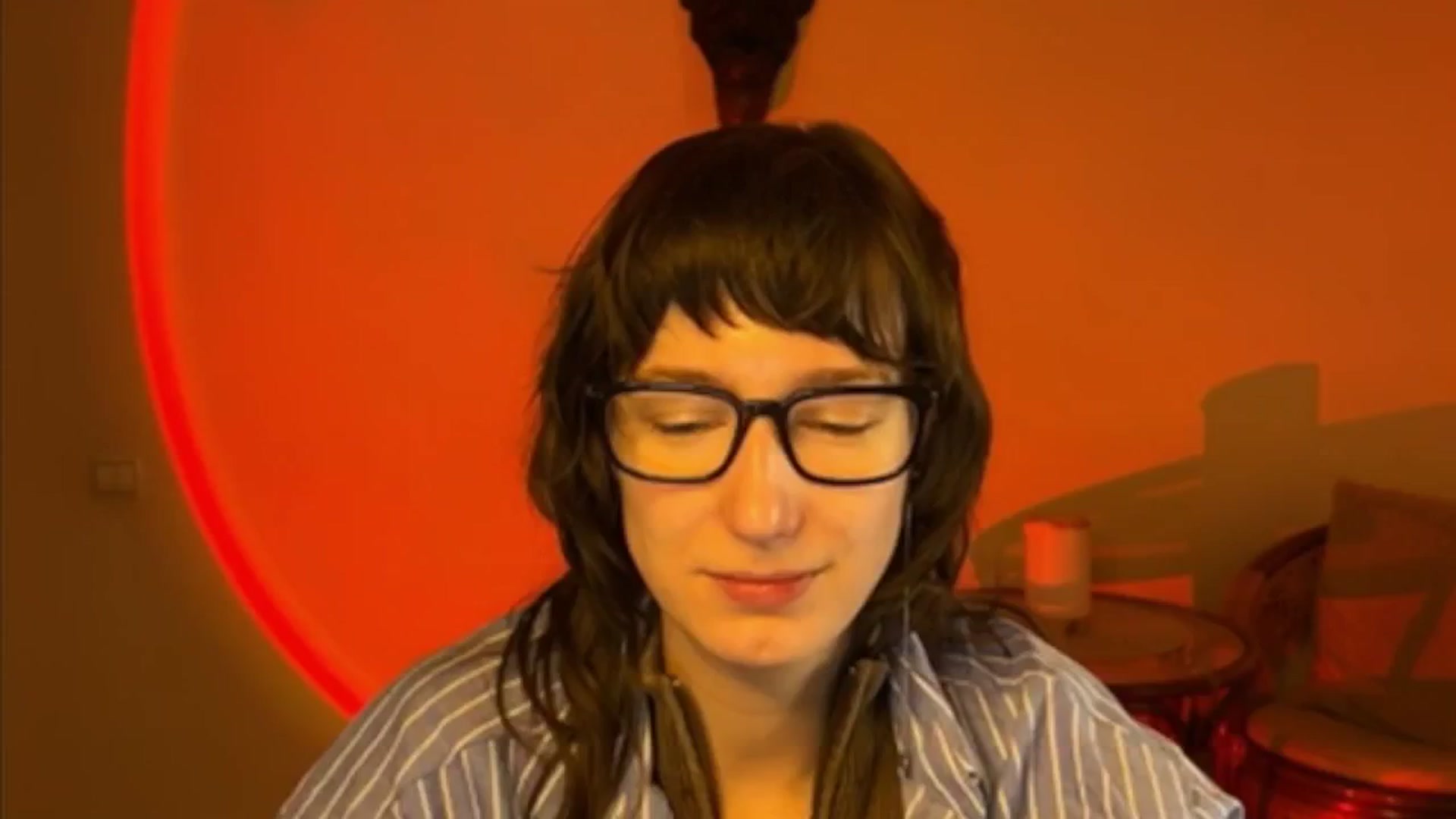 Gallery image thumbnail from LoooneyTunes's myfreecams stream on, 04/05/2025, 10:24 image 8 of 20