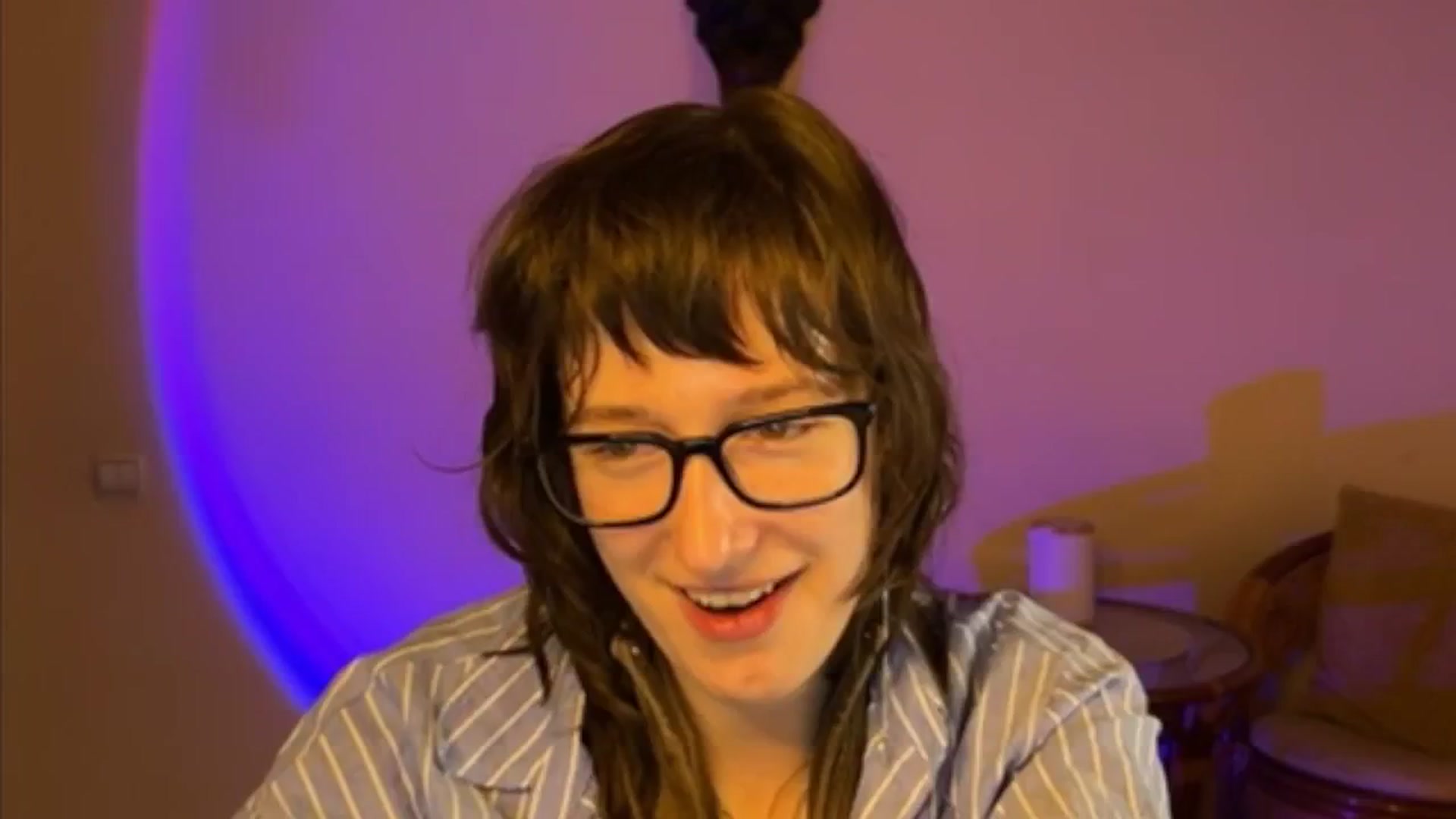 Gallery image thumbnail from LoooneyTunes's myfreecams stream on, 04/05/2025, 10:54 image 20 of 20