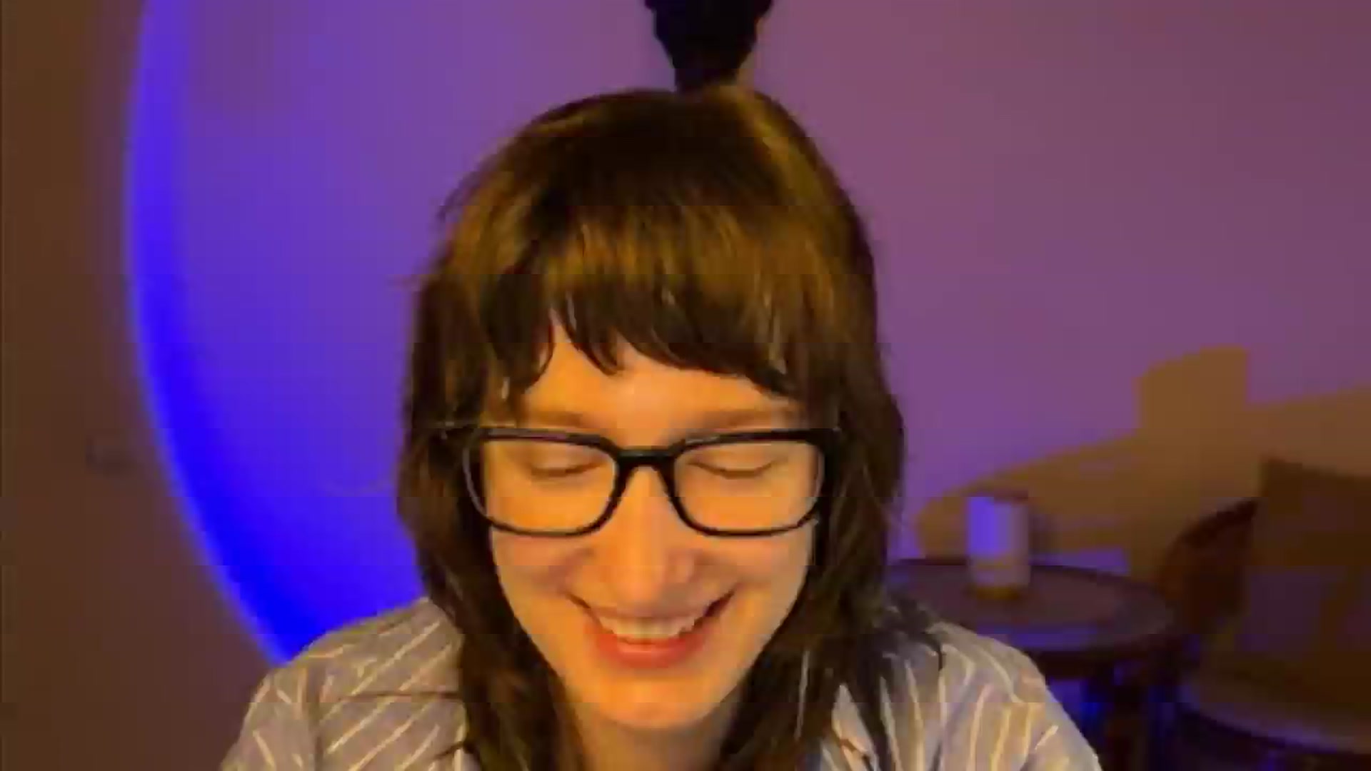 Gallery image thumbnail from LoooneyTunes's myfreecams stream on, 04/05/2025, 10:54 image 8 of 20