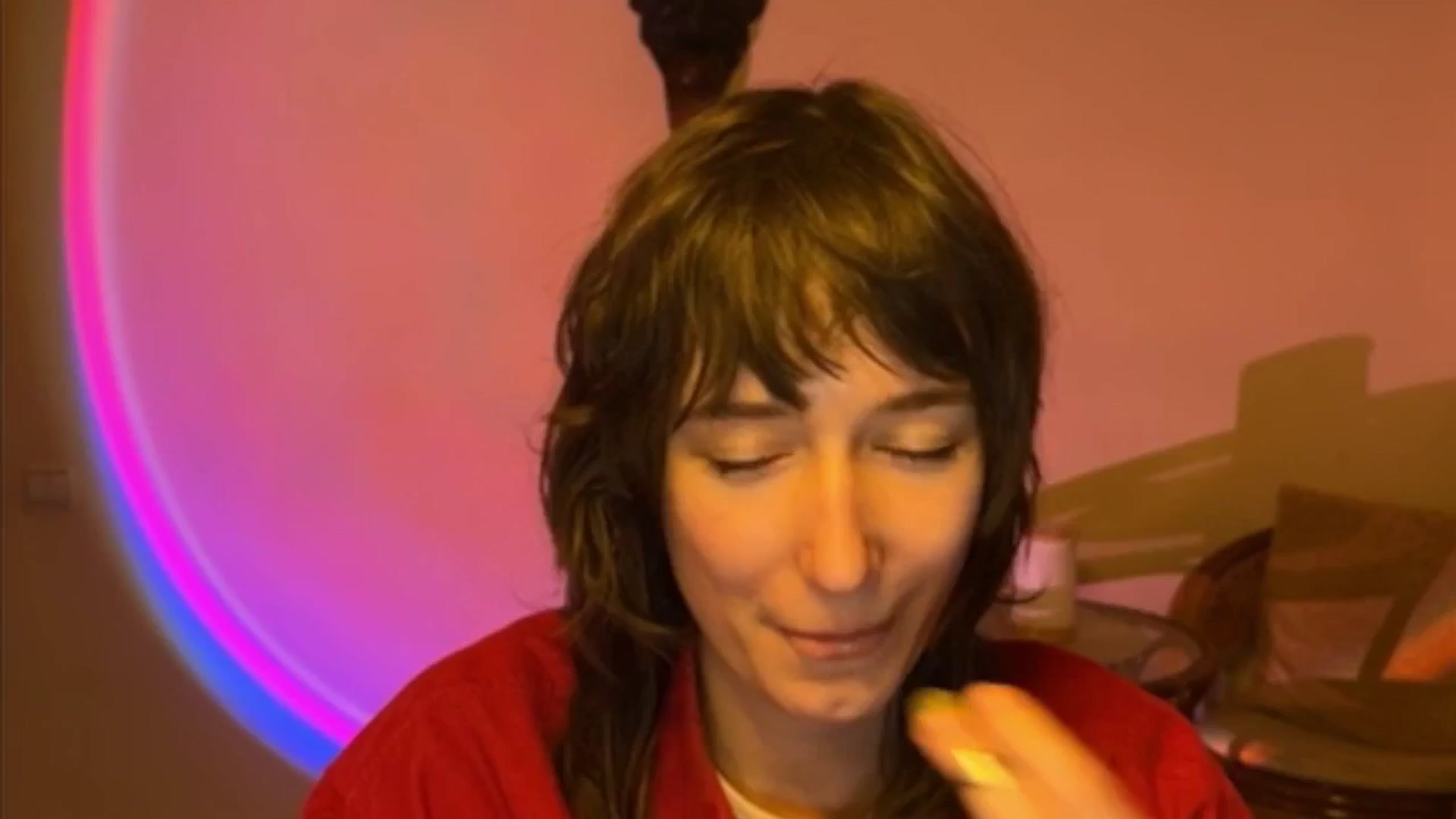 Gallery image thumbnail from LoooneyTunes's myfreecams stream on, 04/07/2025, 18:04 image 7 of 20