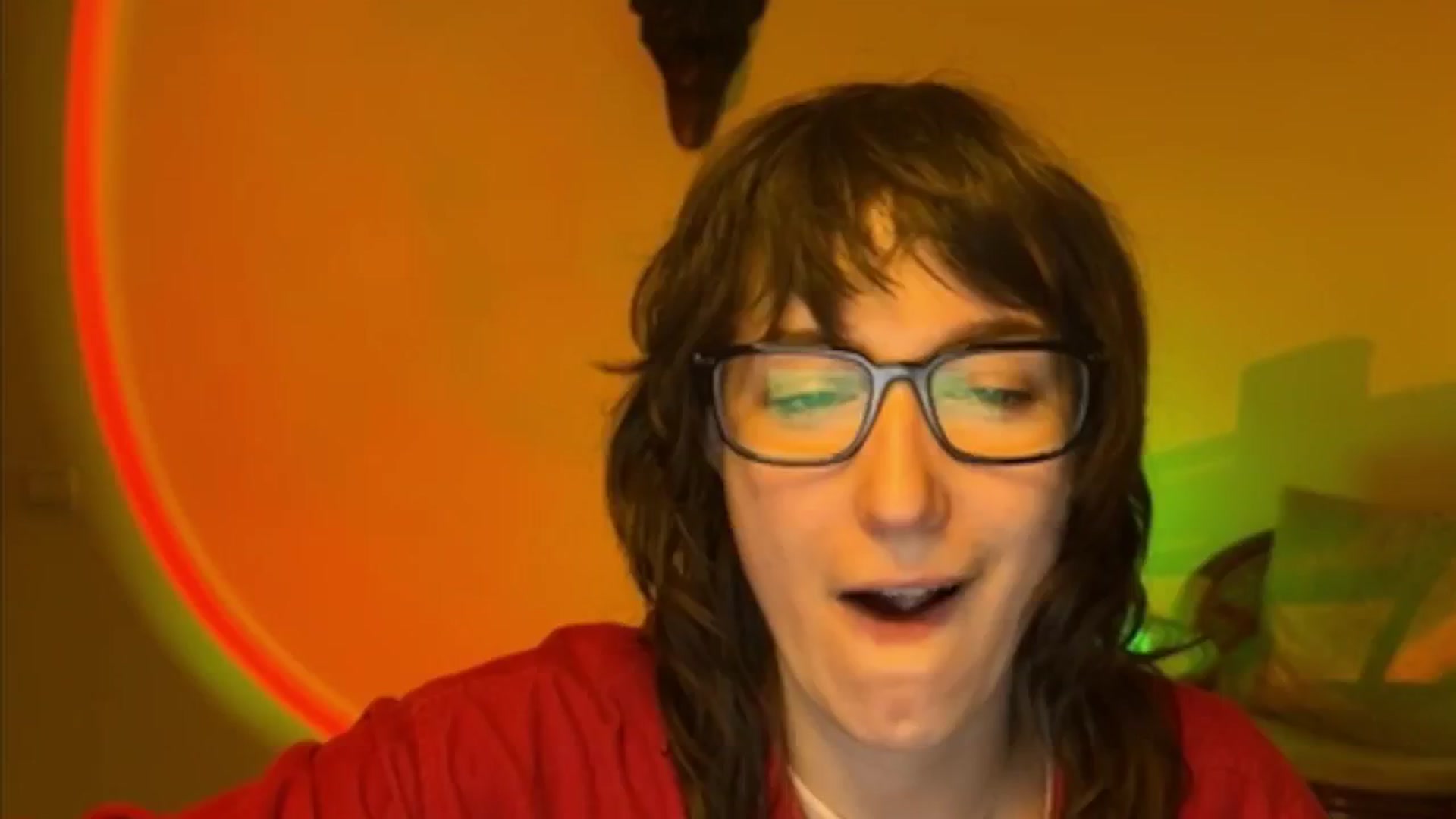 Gallery image thumbnail from LoooneyTunes's myfreecams stream on, 04/07/2025, 18:40 image 14 of 20