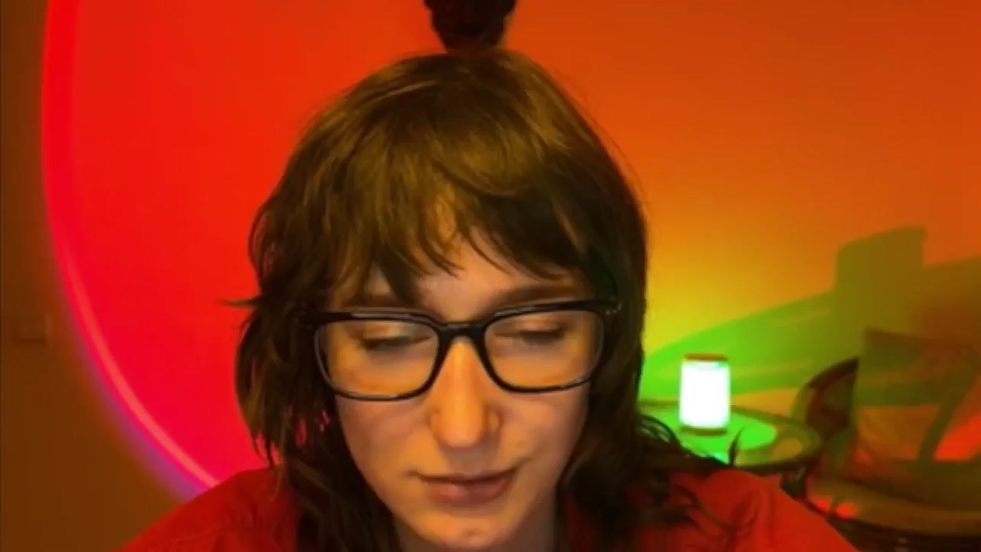 Gallery image thumbnail from LoooneyTunes's myfreecams stream on, 04/07/2025, 18:40 image 18 of 20