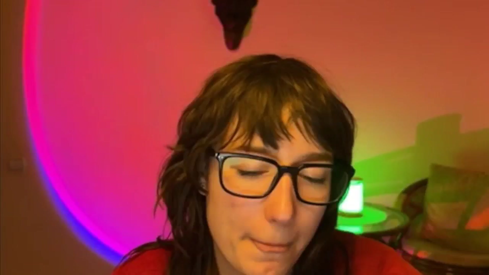Gallery image thumbnail from LoooneyTunes's myfreecams stream on, 04/07/2025, 19:17 image 10 of 20