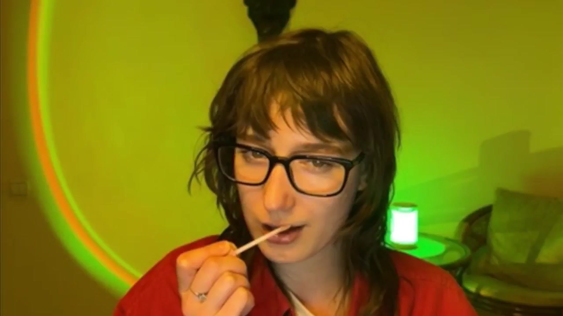Gallery image thumbnail from LoooneyTunes's myfreecams stream on, 04/07/2025, 19:17 image 18 of 20
