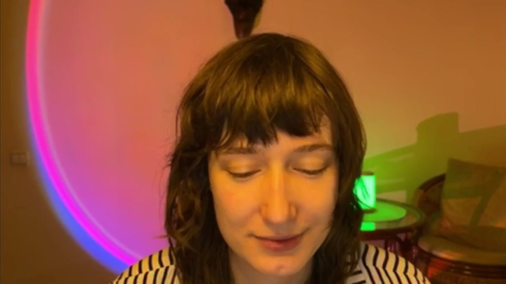 Gallery image thumbnail from LoooneyTunes's myfreecams stream on, 04/08/2025, 18:02 image 2 of 20