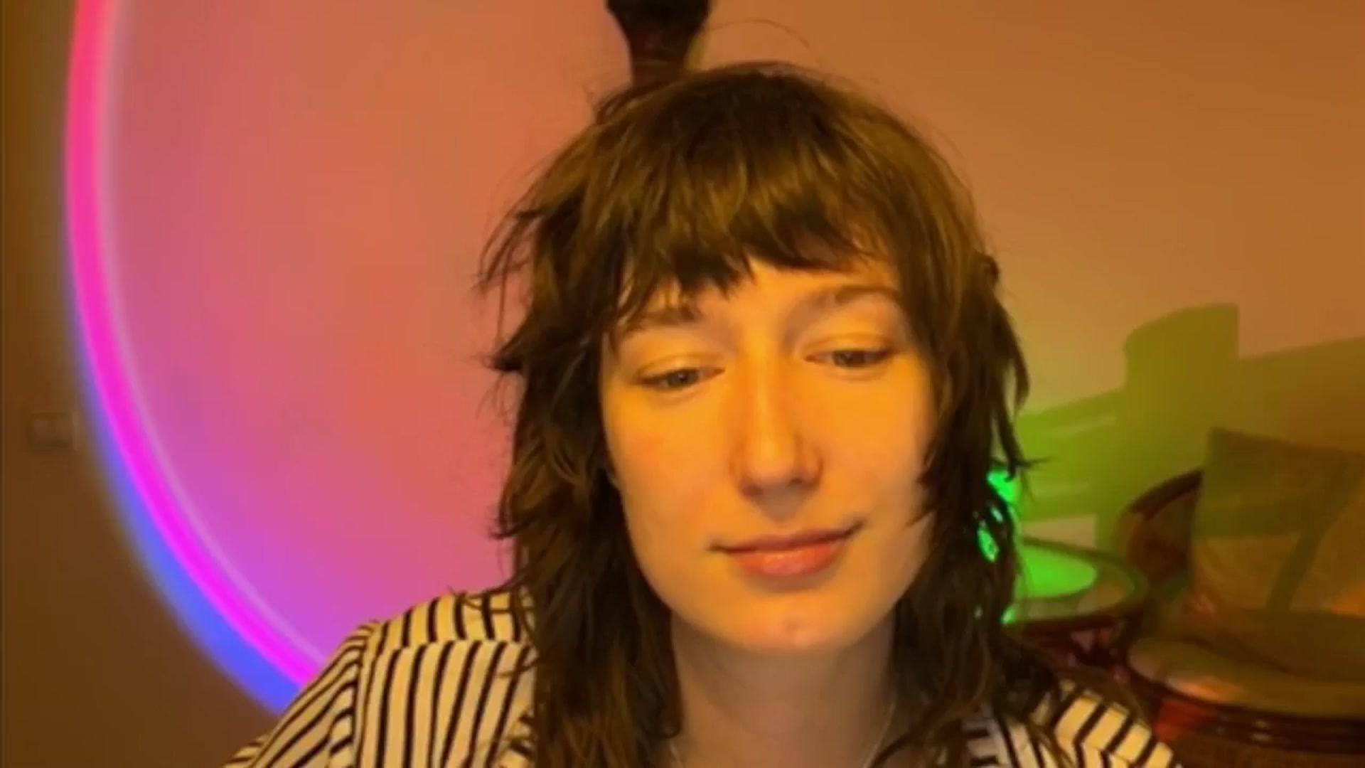 Gallery image thumbnail from LoooneyTunes's myfreecams stream on, 04/08/2025, 18:02 image 5 of 20