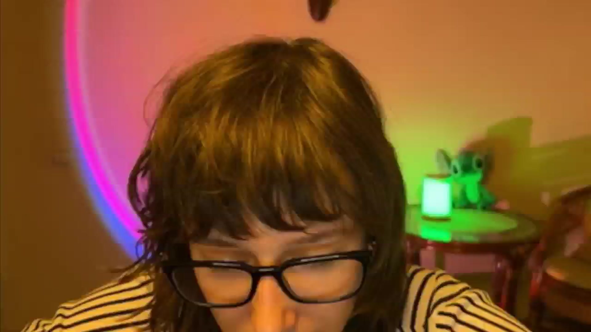 Gallery image thumbnail from LoooneyTunes's myfreecams stream on, 04/08/2025, 21:39 image 7 of 20