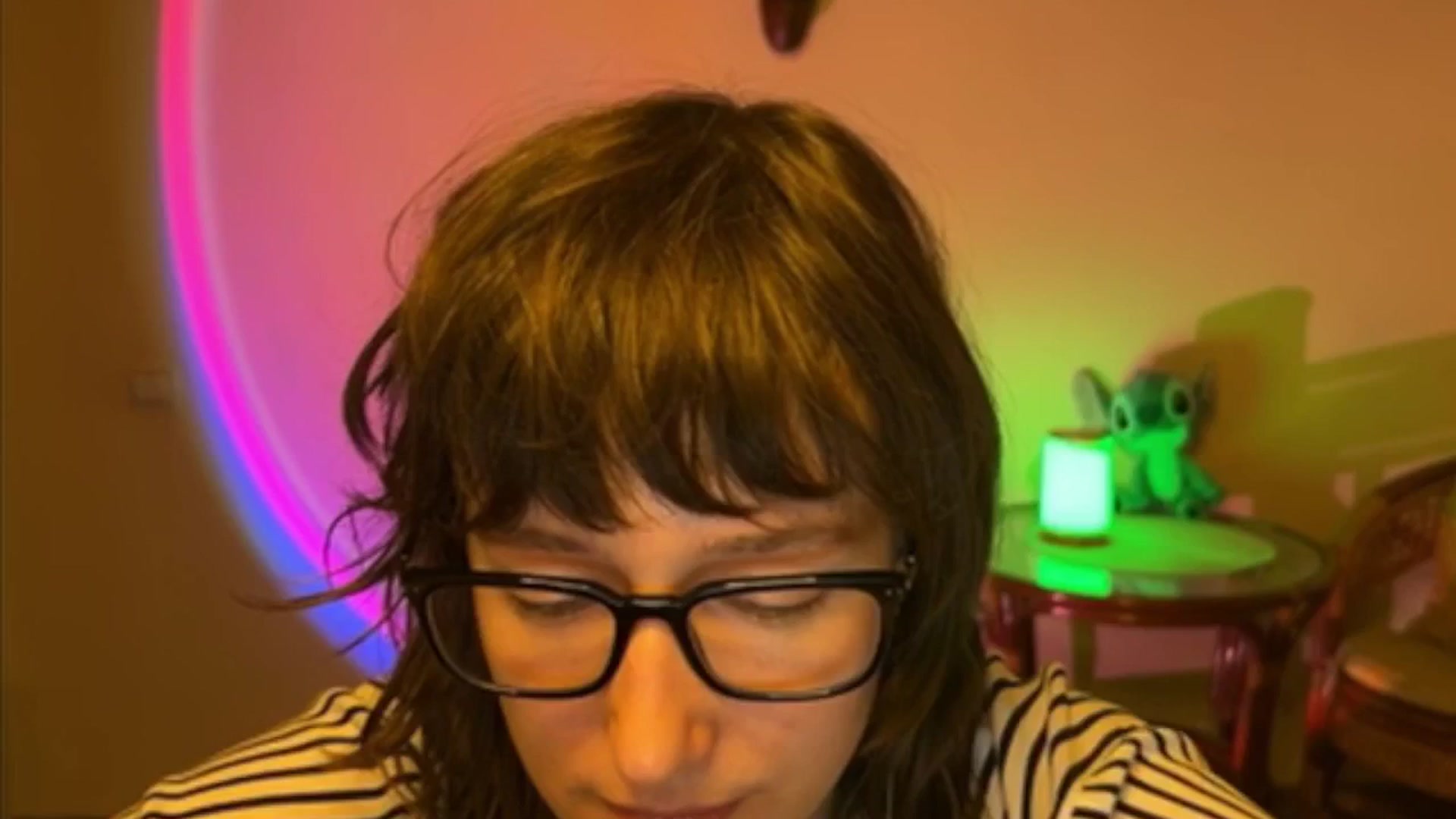Gallery image thumbnail from LoooneyTunes's myfreecams stream on, 04/08/2025, 21:39 image 17 of 20