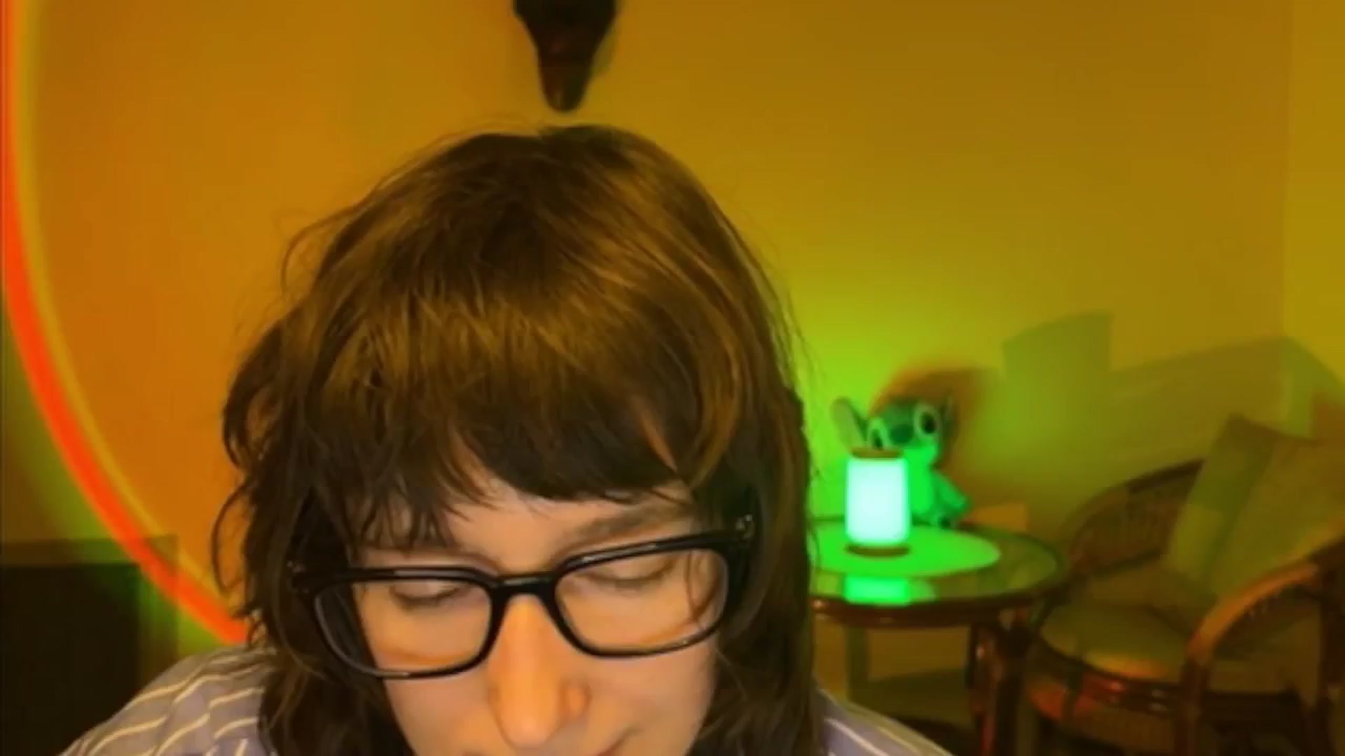 Gallery image thumbnail from LoooneyTunes's myfreecams stream on, 04/09/2025, 19:09 image 17 of 20