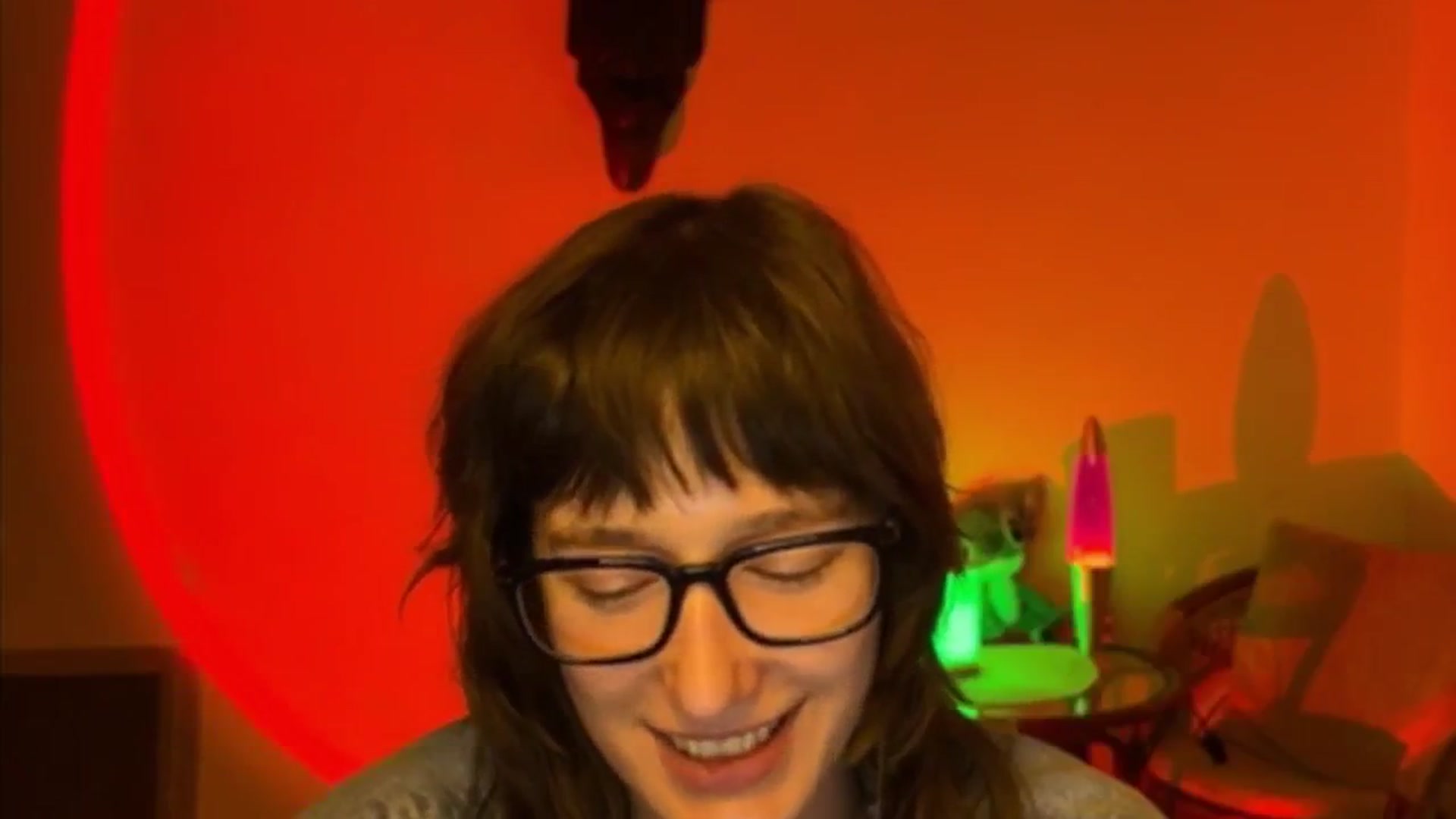 Gallery image thumbnail from LoooneyTunes's myfreecams stream on, 04/11/2025, 14:03 image 18 of 20