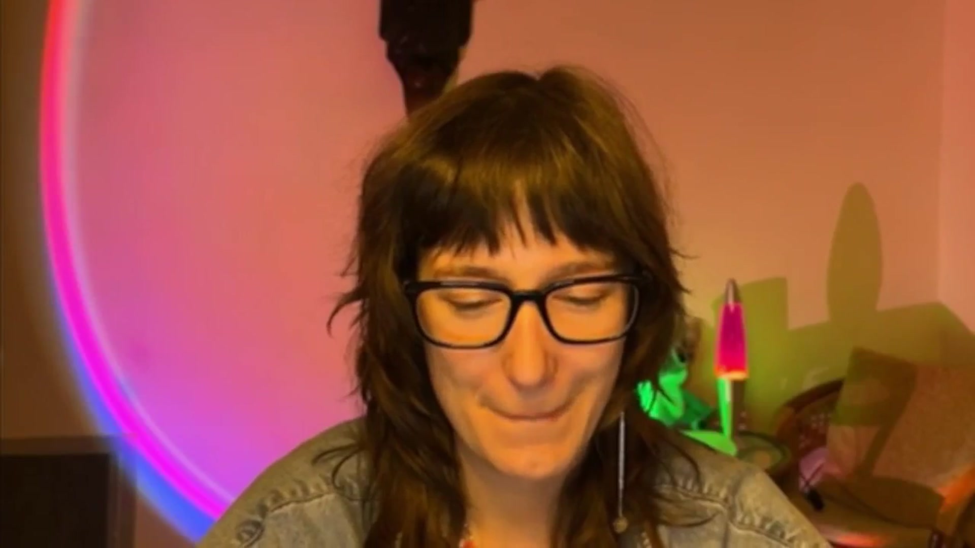 Gallery image thumbnail from LoooneyTunes's myfreecams stream on, 04/11/2025, 14:03 image 3 of 20