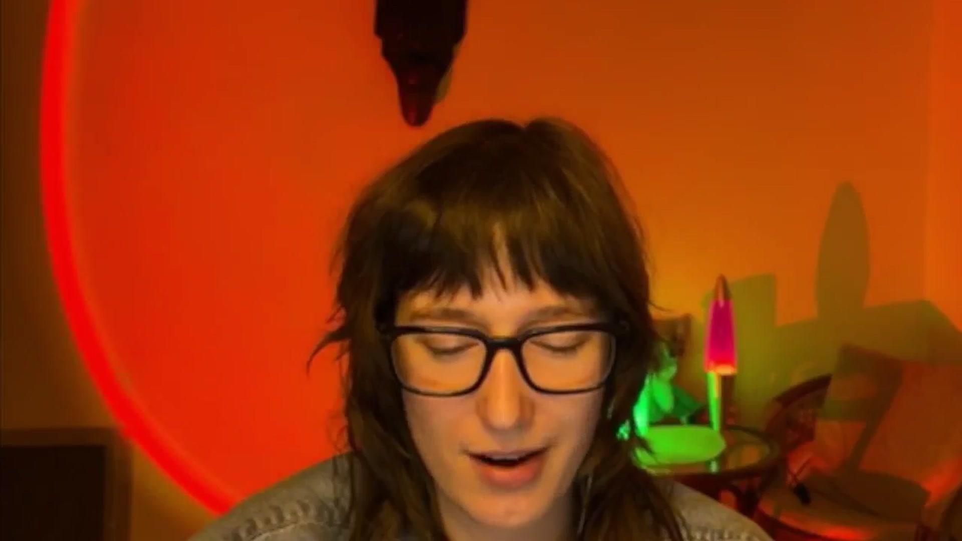Gallery image thumbnail from LoooneyTunes's myfreecams stream on, 04/11/2025, 14:03 image 19 of 20