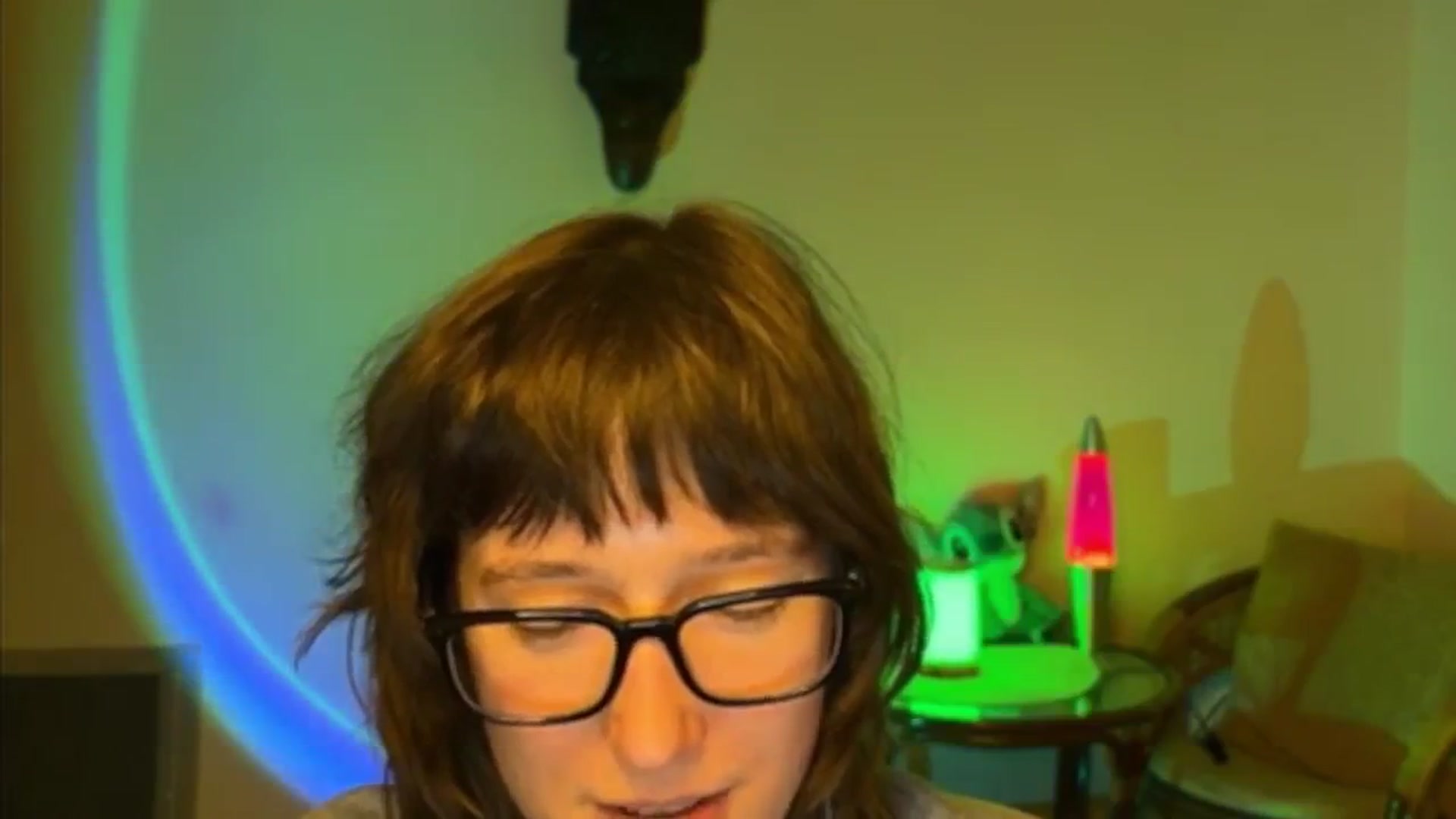 Gallery image thumbnail from LoooneyTunes's myfreecams stream on, 04/11/2025, 14:16 image 5 of 20