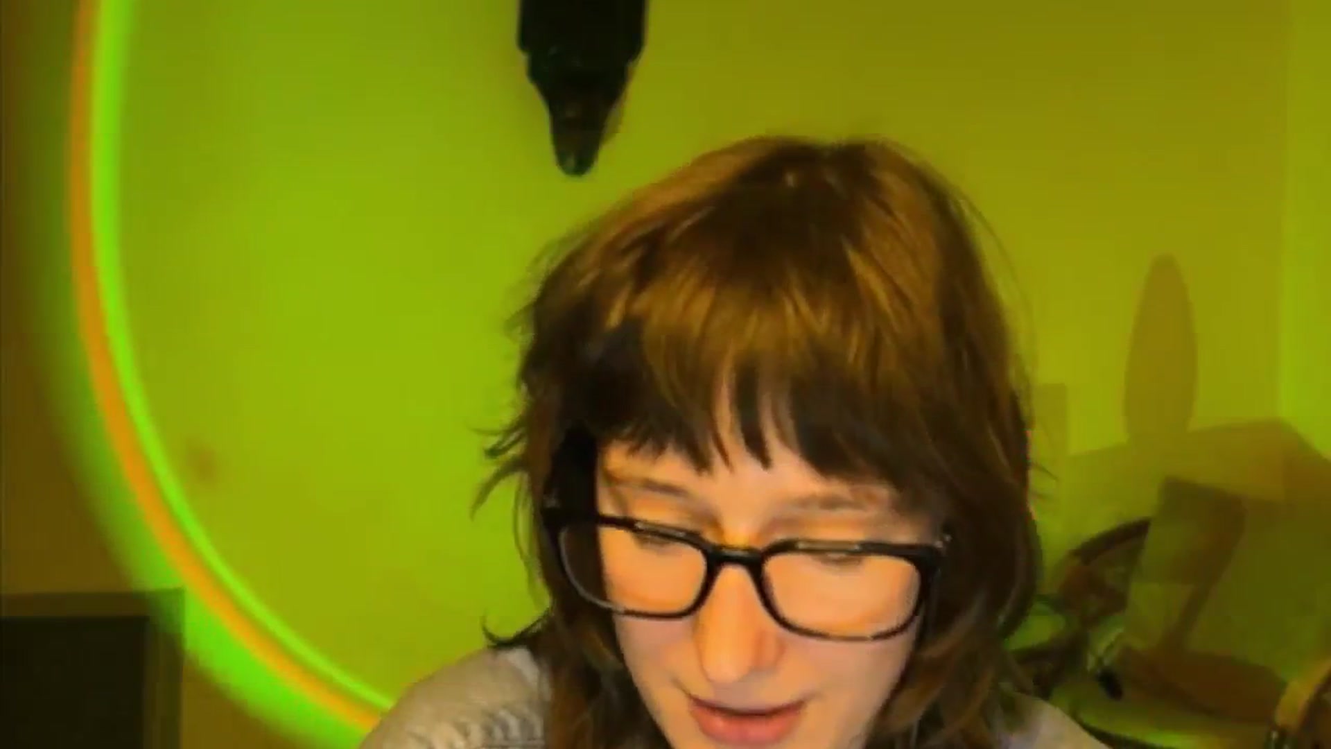 Gallery image thumbnail from LoooneyTunes's myfreecams stream on, 04/11/2025, 14:16 image 7 of 20