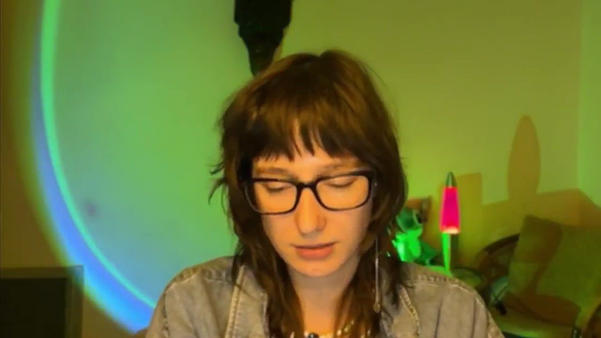 Gallery image thumbnail from LoooneyTunes's myfreecams stream on, 04/11/2025, 14:16 image 20 of 20