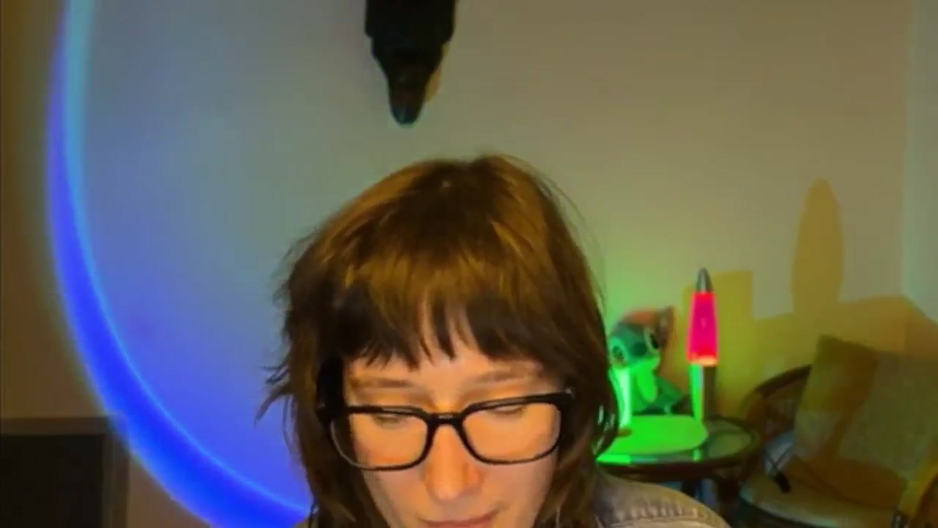 Gallery image thumbnail from LoooneyTunes's myfreecams stream on, 04/11/2025, 14:16 image 4 of 20