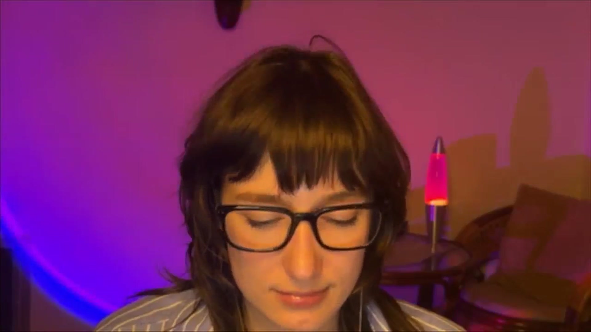 Gallery image thumbnail from LoooneyTunes's myfreecams stream on, 04/13/2025, 18:02 image 6 of 20