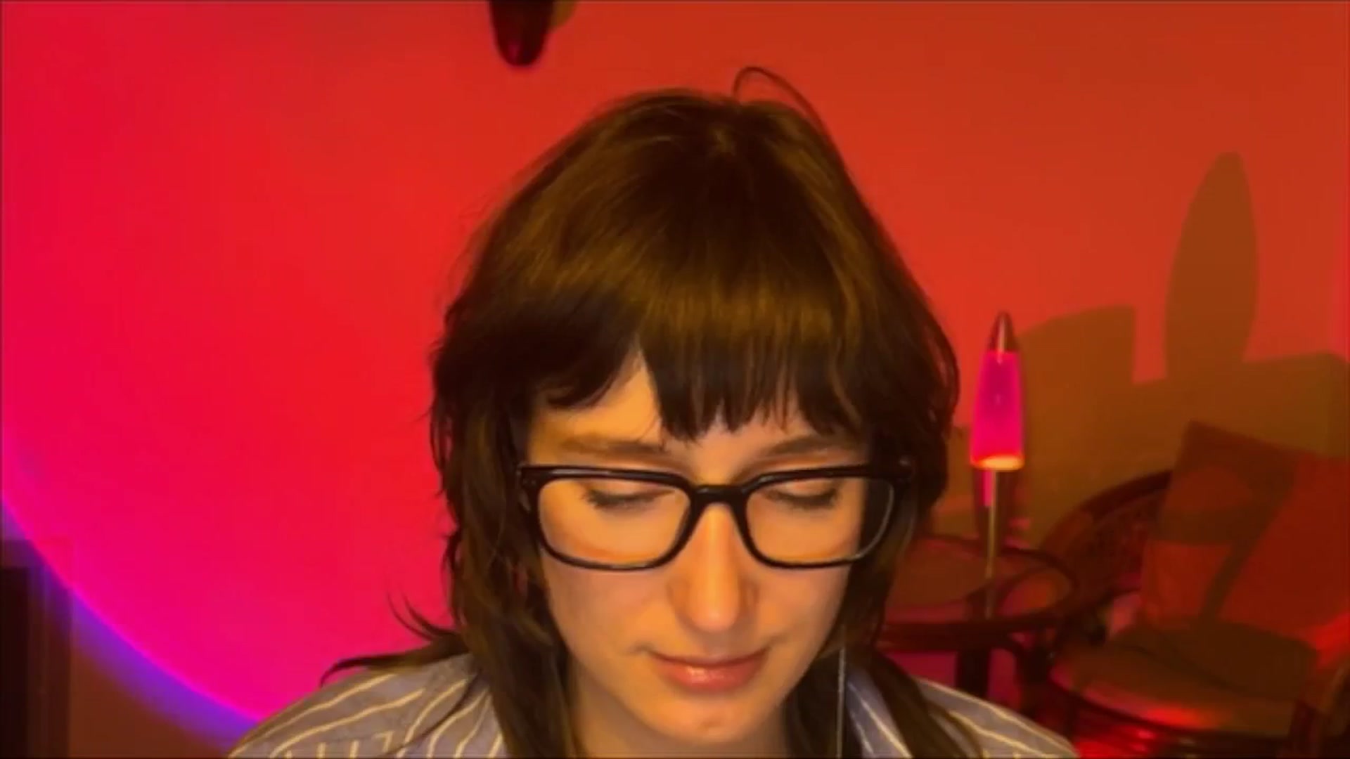 Gallery image thumbnail from LoooneyTunes's myfreecams stream on, 04/13/2025, 18:02 image 10 of 20