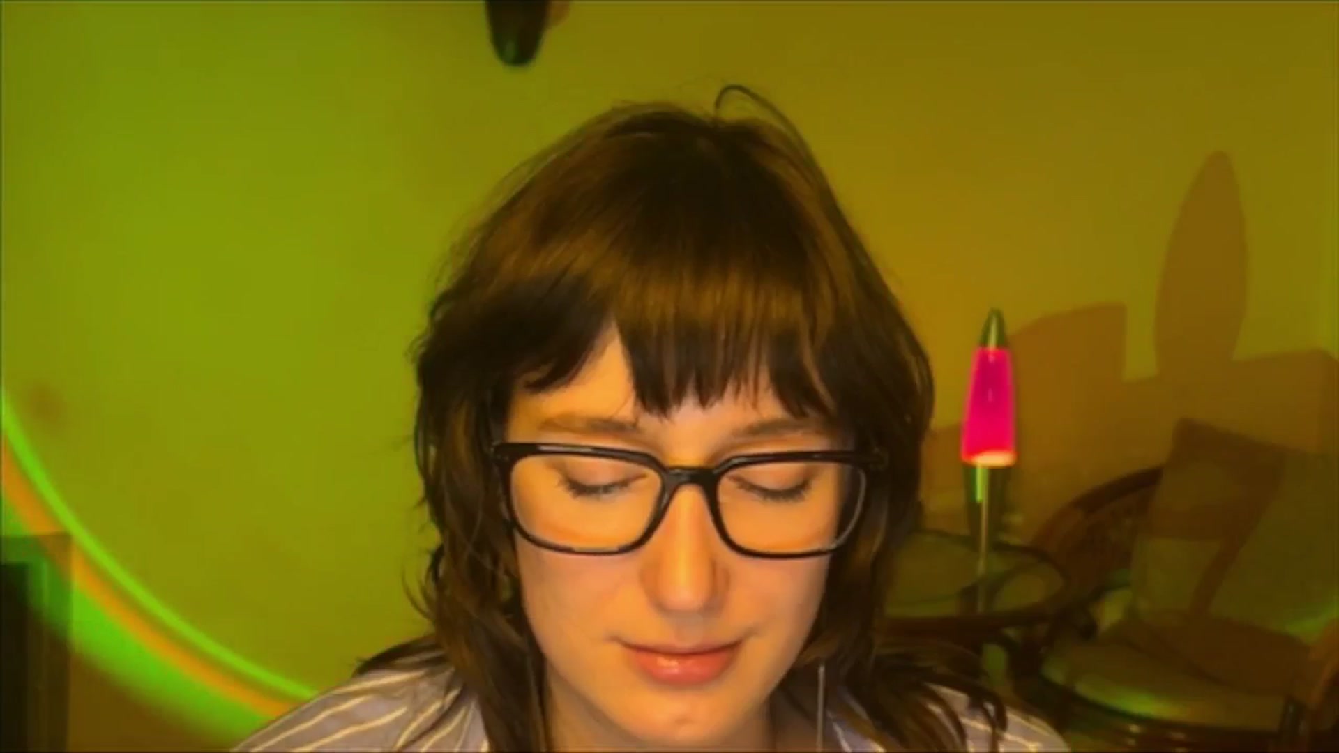 Gallery image thumbnail from LoooneyTunes's myfreecams stream on, 04/13/2025, 18:02 image 18 of 20