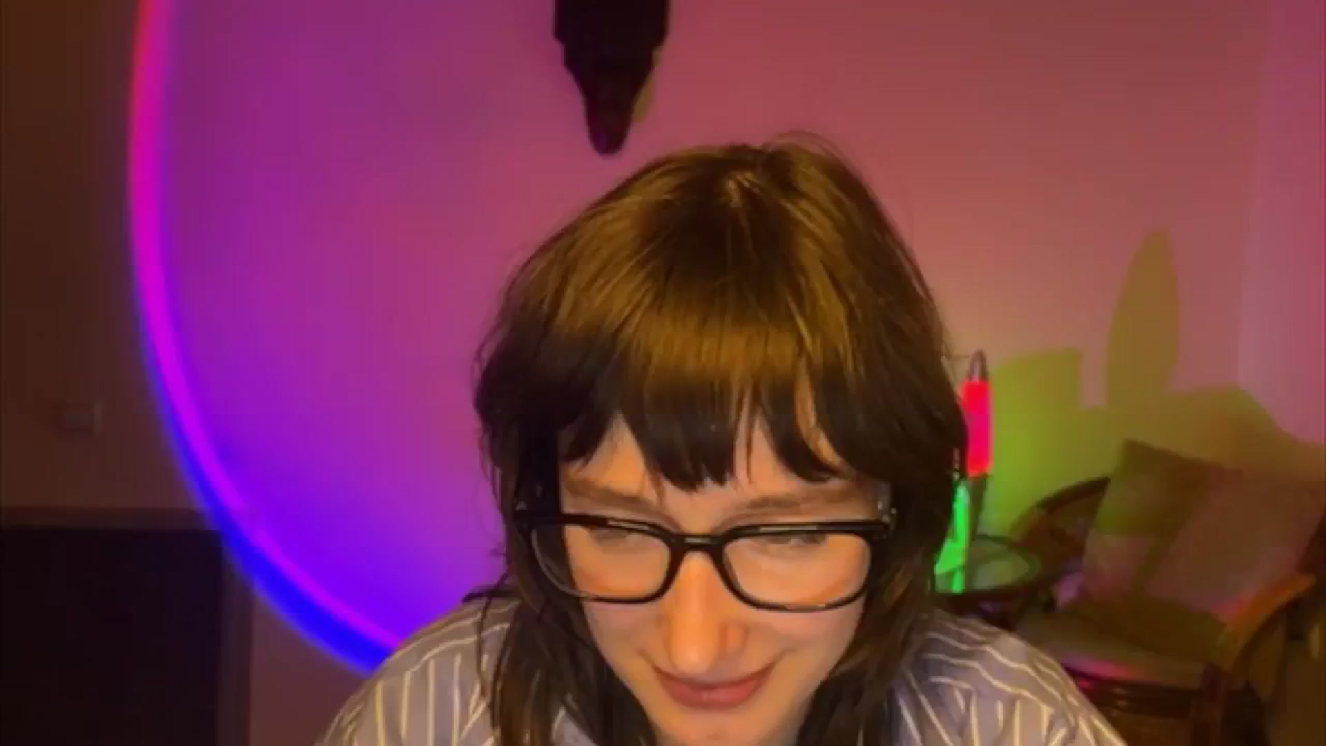 Gallery image thumbnail from LoooneyTunes's myfreecams stream on, 04/13/2025, 20:01 image 2 of 20