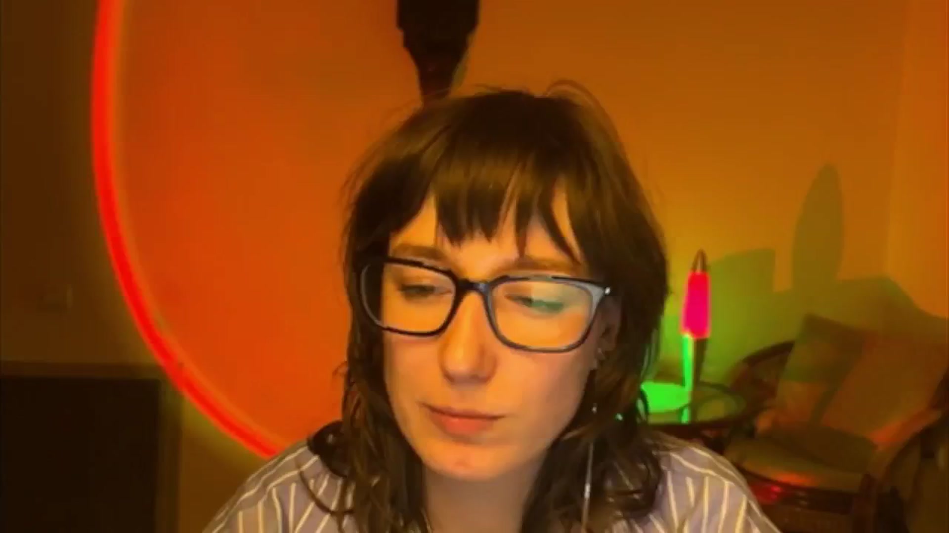 Gallery image thumbnail from LoooneyTunes's myfreecams stream on, 04/13/2025, 20:01 image 8 of 20