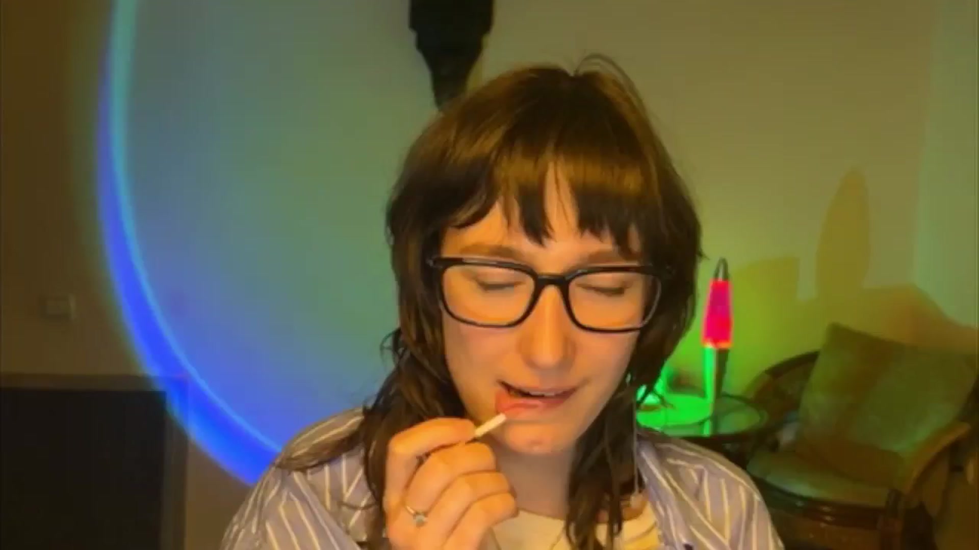 Gallery image thumbnail from LoooneyTunes's myfreecams stream on, 04/13/2025, 20:01 image 19 of 20