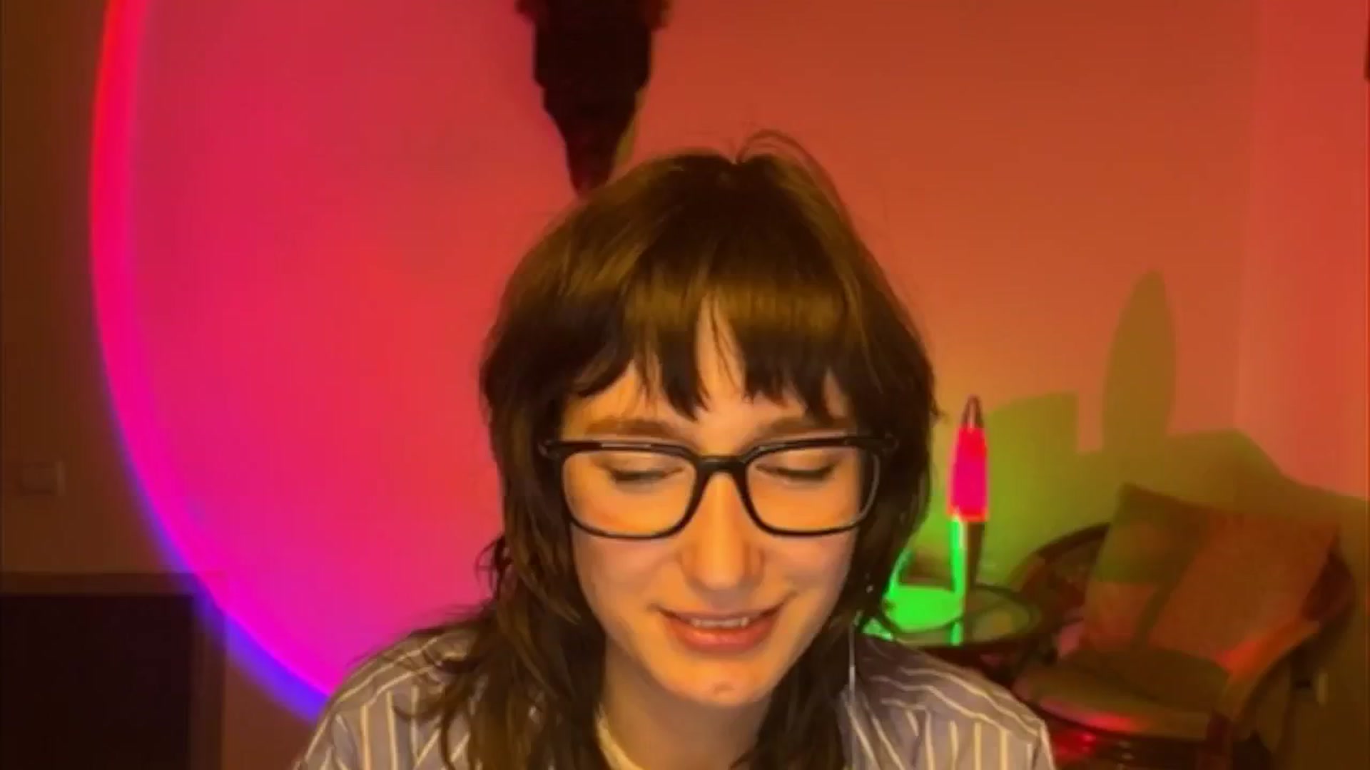 Gallery image thumbnail from LoooneyTunes's myfreecams stream on, 04/13/2025, 20:54 image 1 of 20