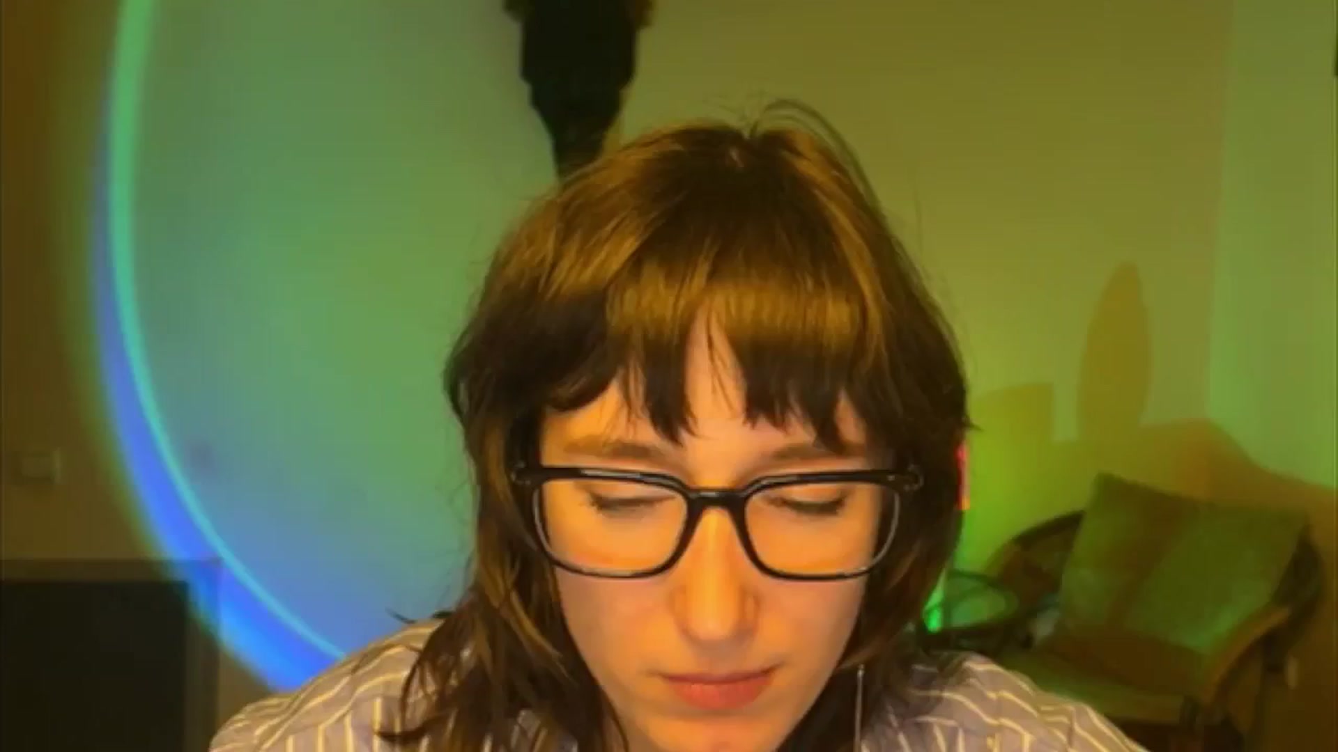Gallery image thumbnail from LoooneyTunes's myfreecams stream on, 04/13/2025, 20:54 image 7 of 20
