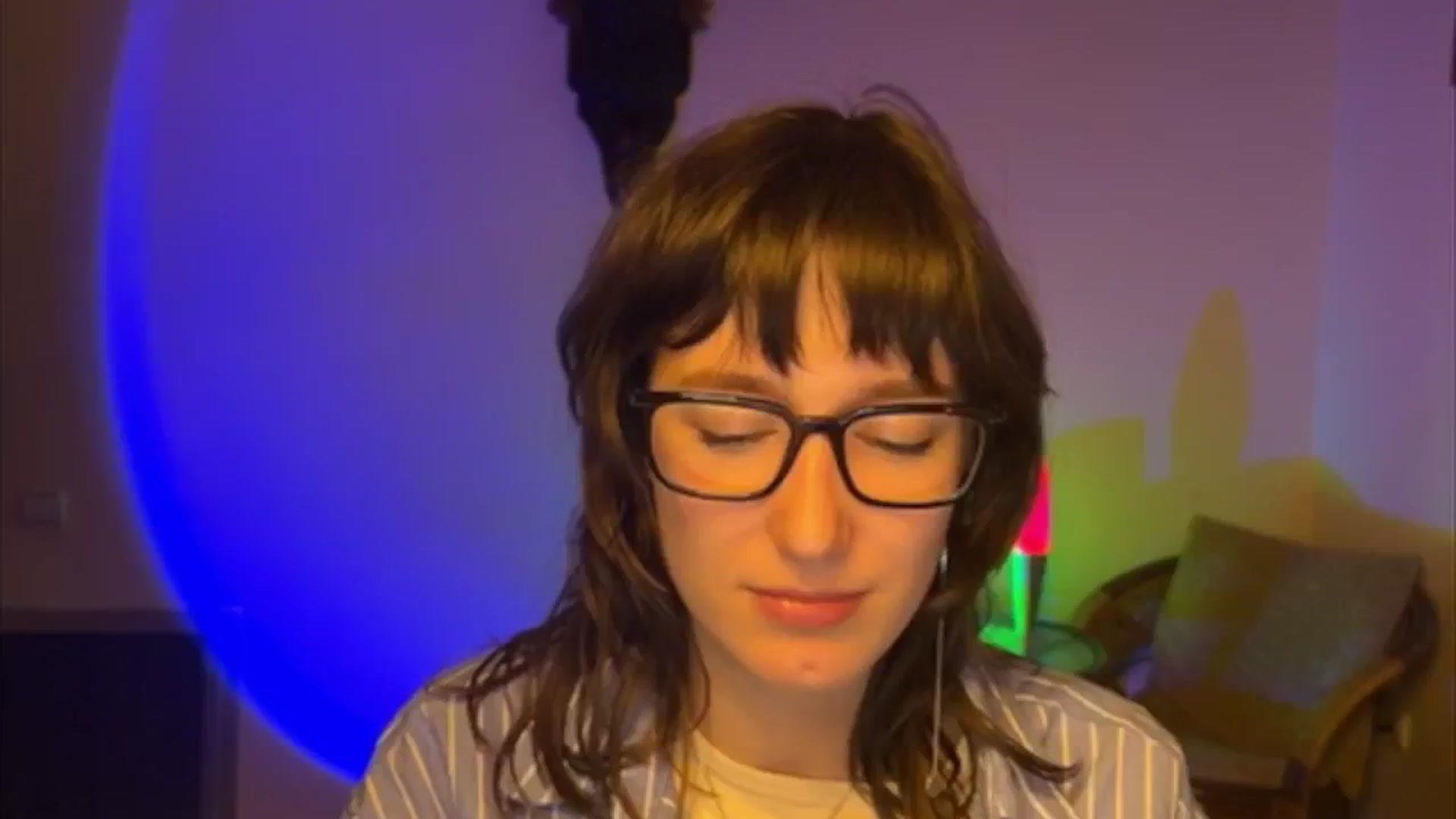 Gallery image thumbnail from LoooneyTunes's myfreecams stream on, 04/13/2025, 20:54 image 4 of 20